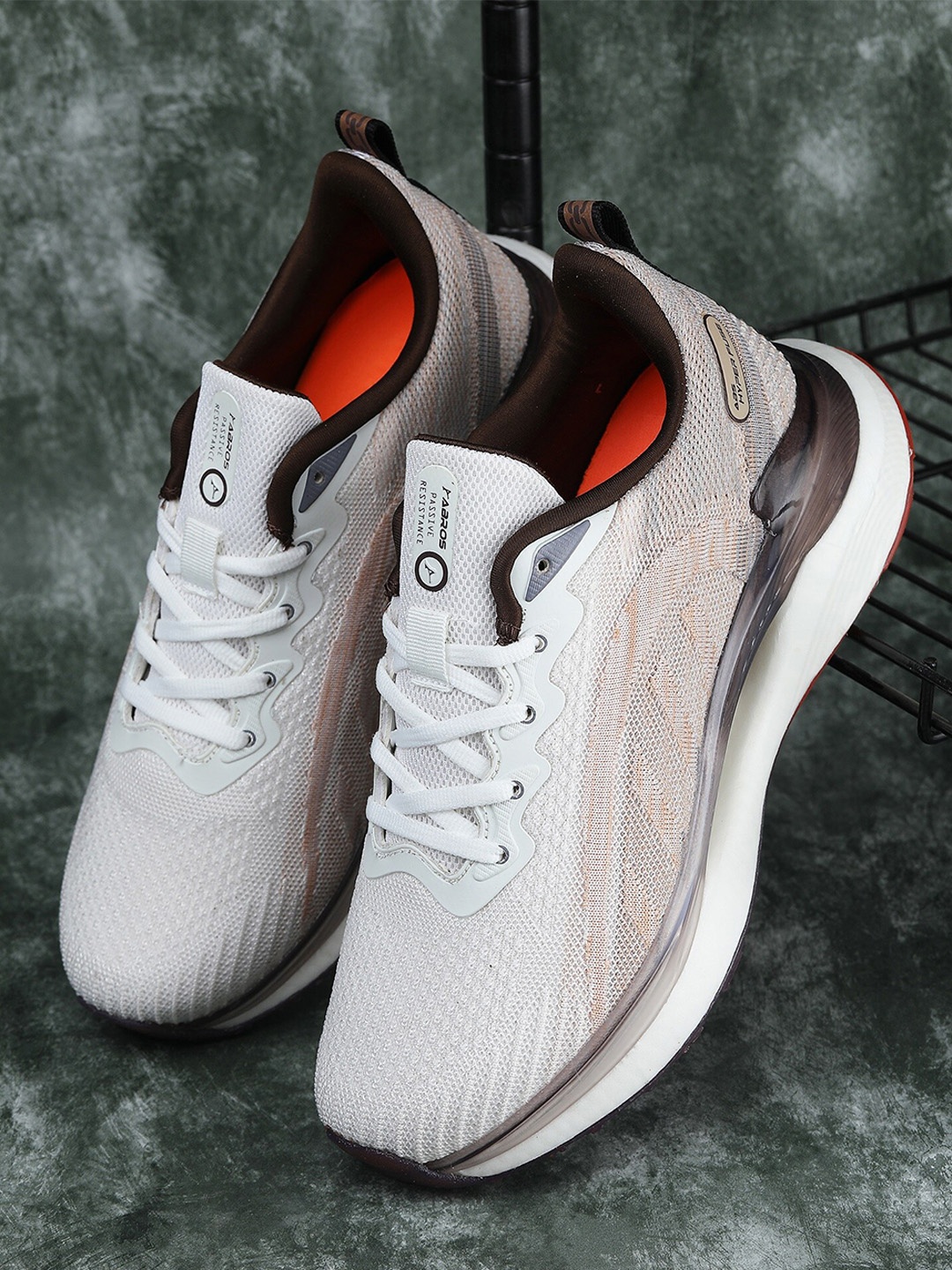 

ABROS Men Maximus Hyperfuse Running Shoes, Off white