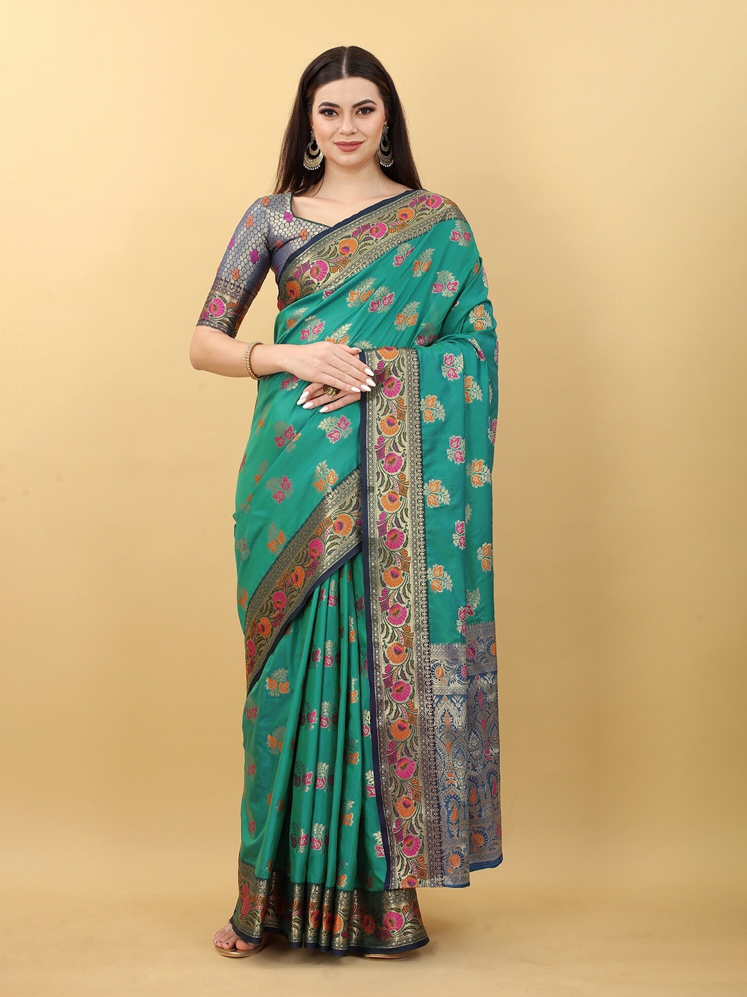 

JSItaliya Floral Zari Silk Blend Banarasi Saree, Green