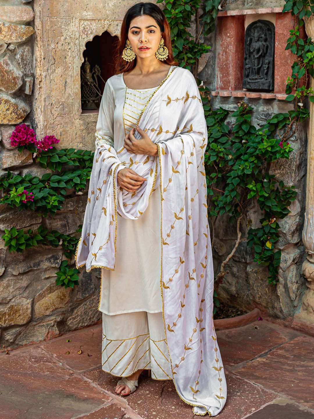 

EMPRESS PITARA Gotta Patti Kurta with Palazzos & With Dupatta, White