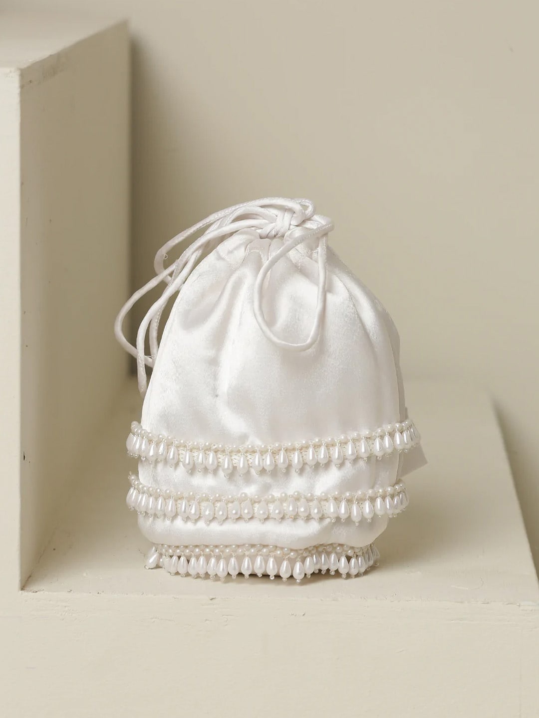 

Swtantra White Embellished Potli Clutch