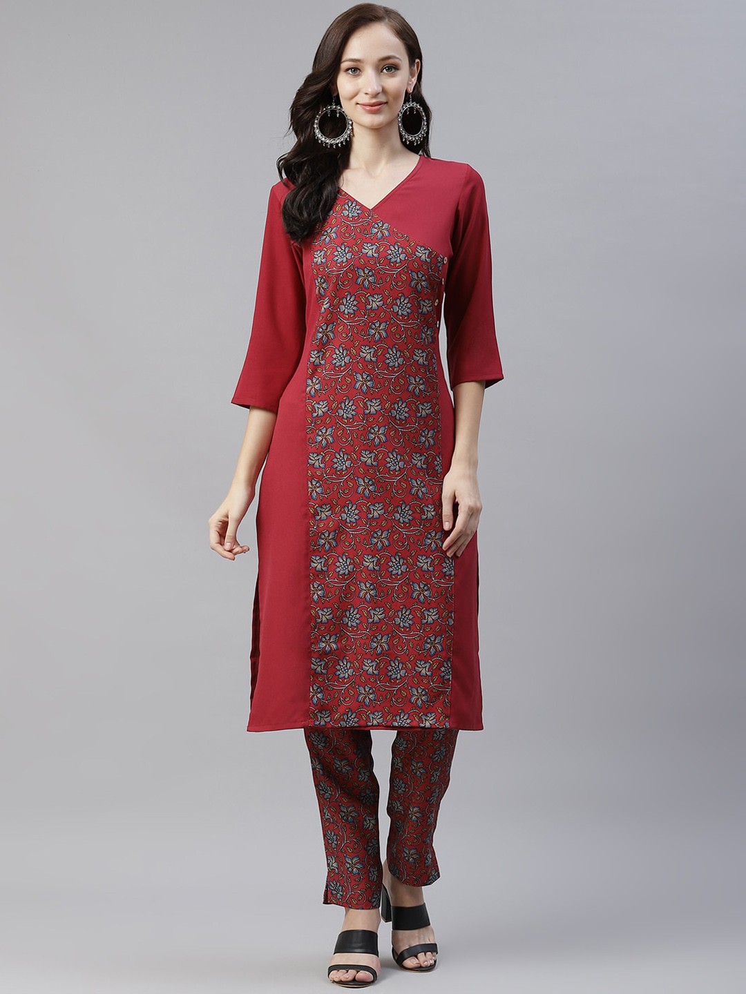 

ZIYAA Floral Printed Panelled Kurta with Trousers, Maroon