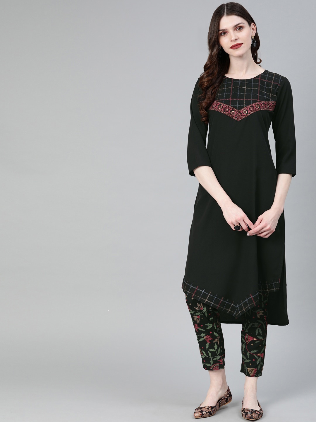 

ZIYAA Floral Printed Round Neck Kurta with Trousers, Black