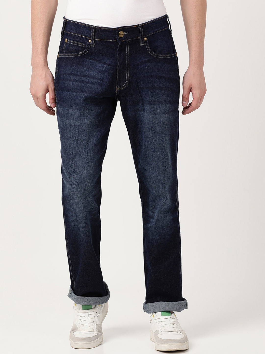 

Wrangler Men Millard Straight Fit Light Fade Stretchable Cotton Jeans, Blue