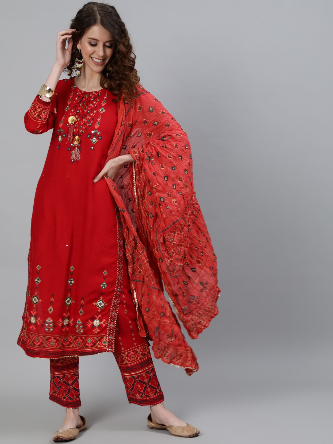 

Ishin Ethnic Motifs Printed Gotta Patti Kurta with Trousers & With Dupatta, Red