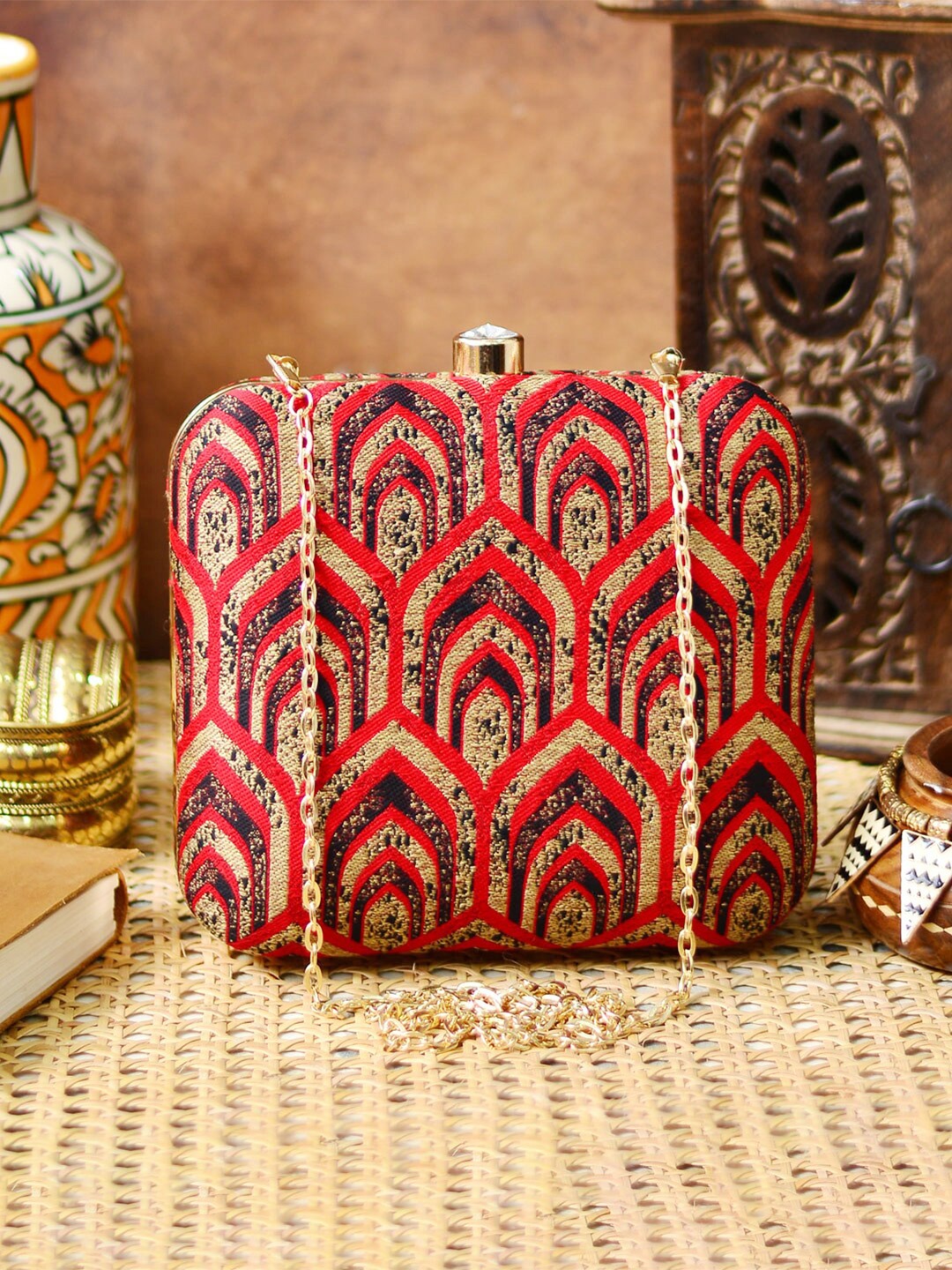

ARTKLIM Red & Gold-Toned Embroidered Embroidered Box Clutch