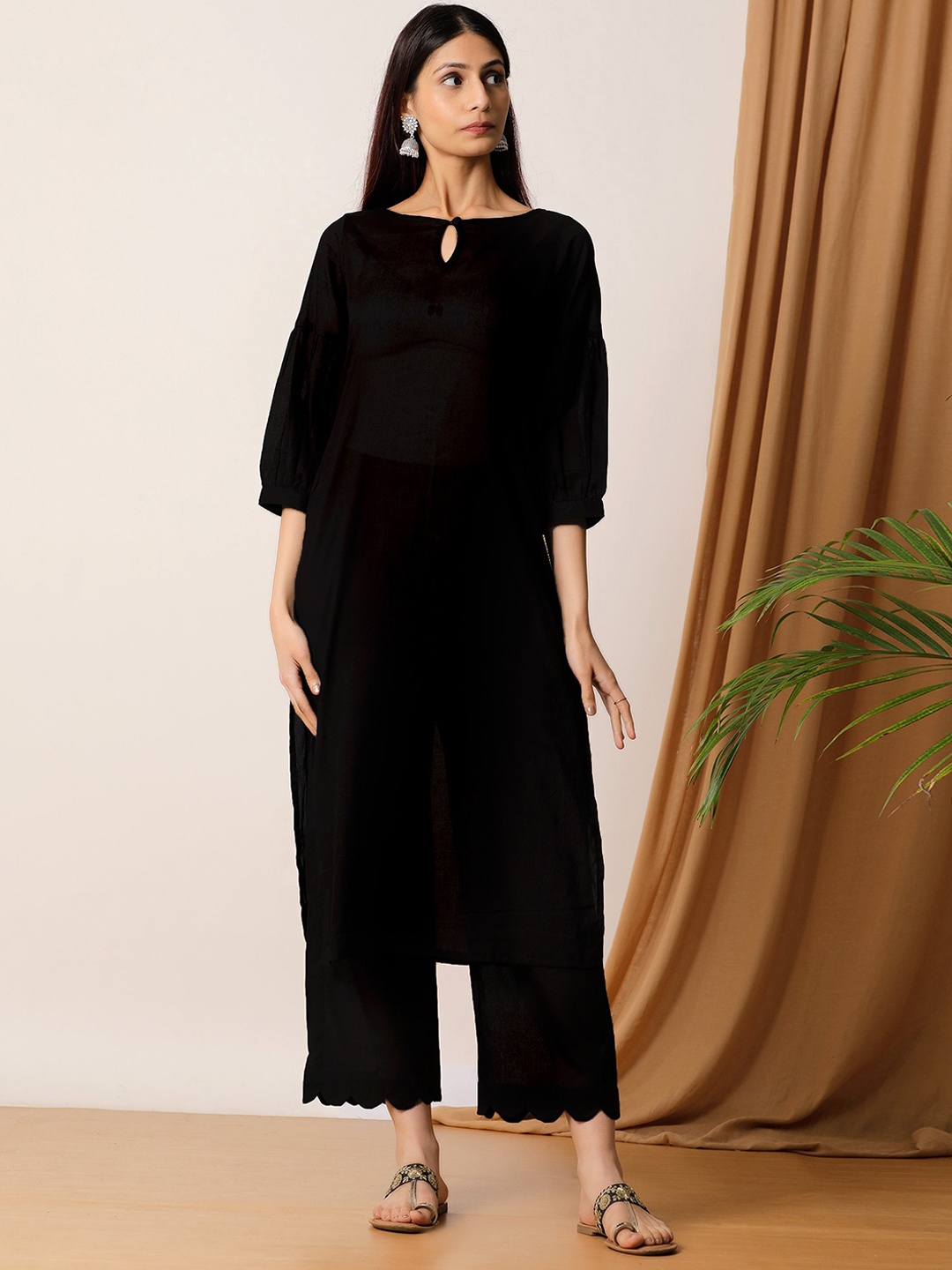 

EMPRESS PITARA Women Kurta with Palazzos, Black