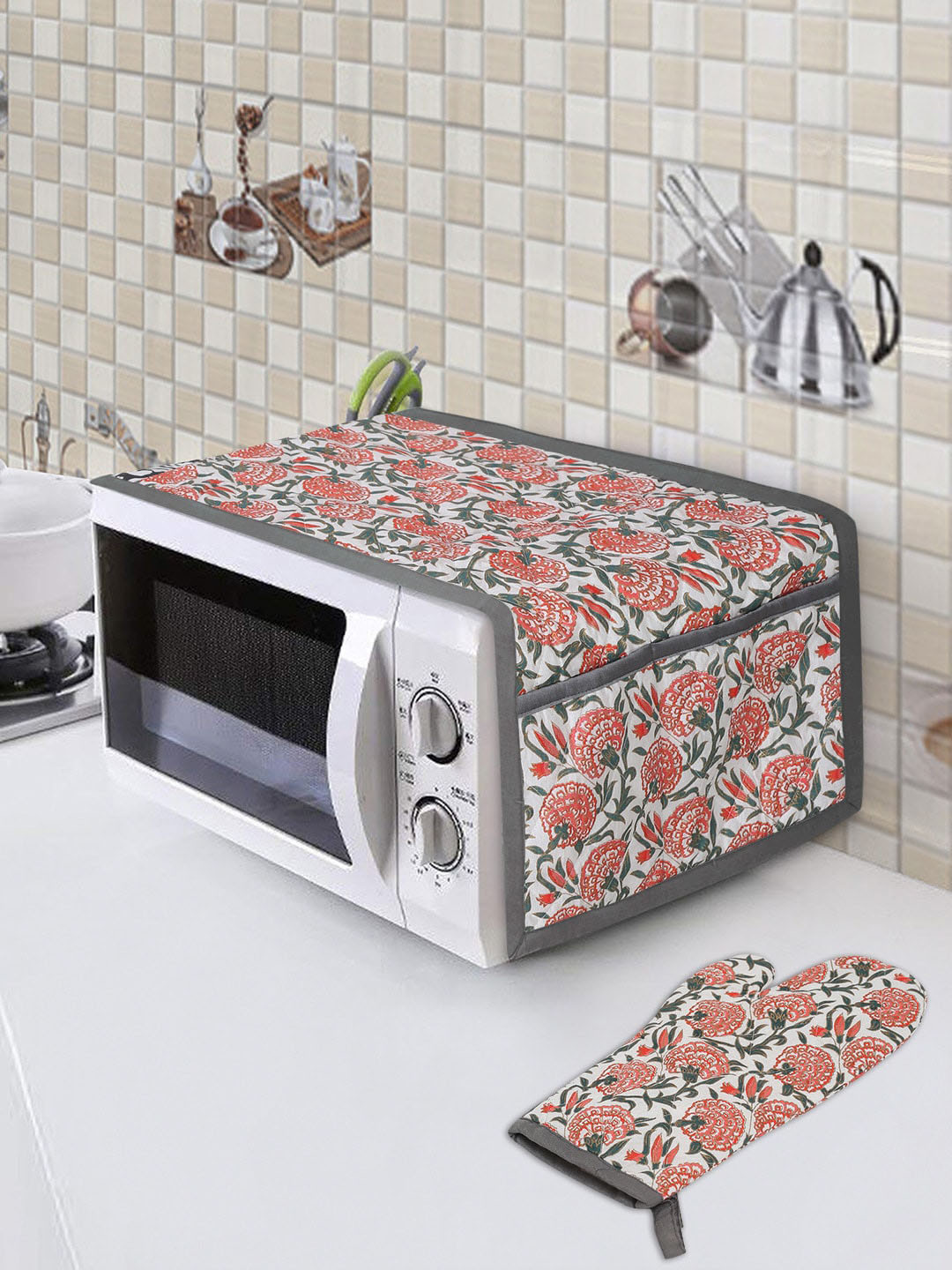 

Rajasthan Decor White and Orange Floral Printed Cotton Microwave Cover With Gloves