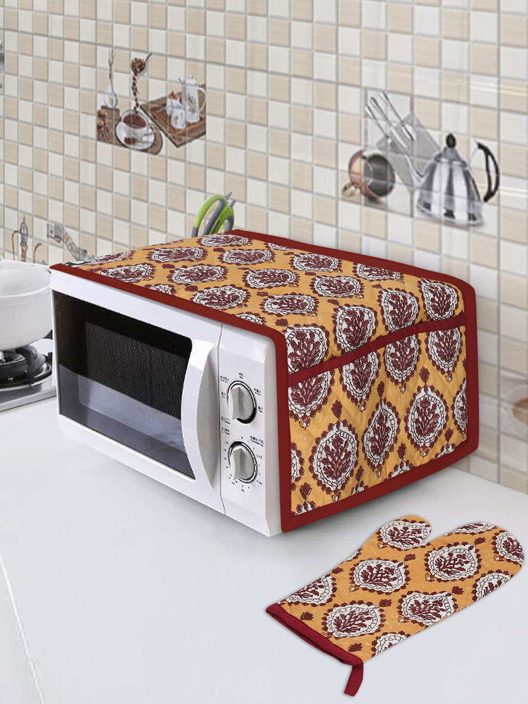 

Rajasthan Decor Floral Yellow Printed Cotton Microwave Cover With Gloves