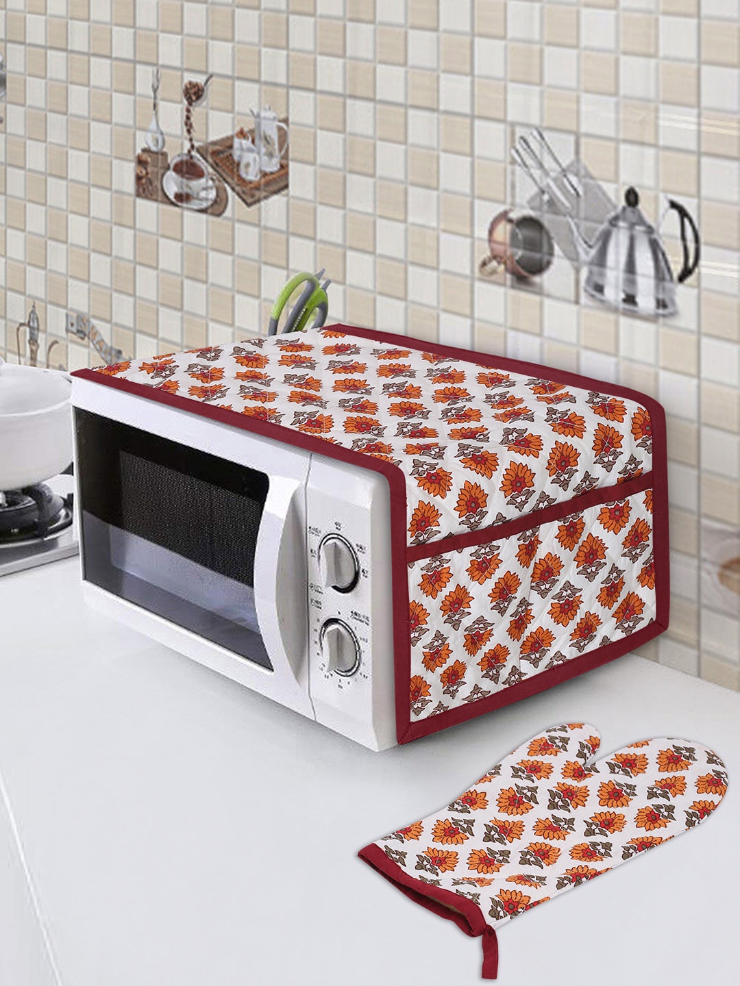 

Rajasthan Decor White and Orange Floral Printed Cotton Microwave Cover With Gloves