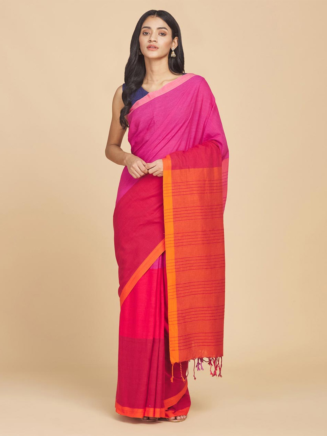 

Fabindia Colourblocked Pure Cotton Saree, Red