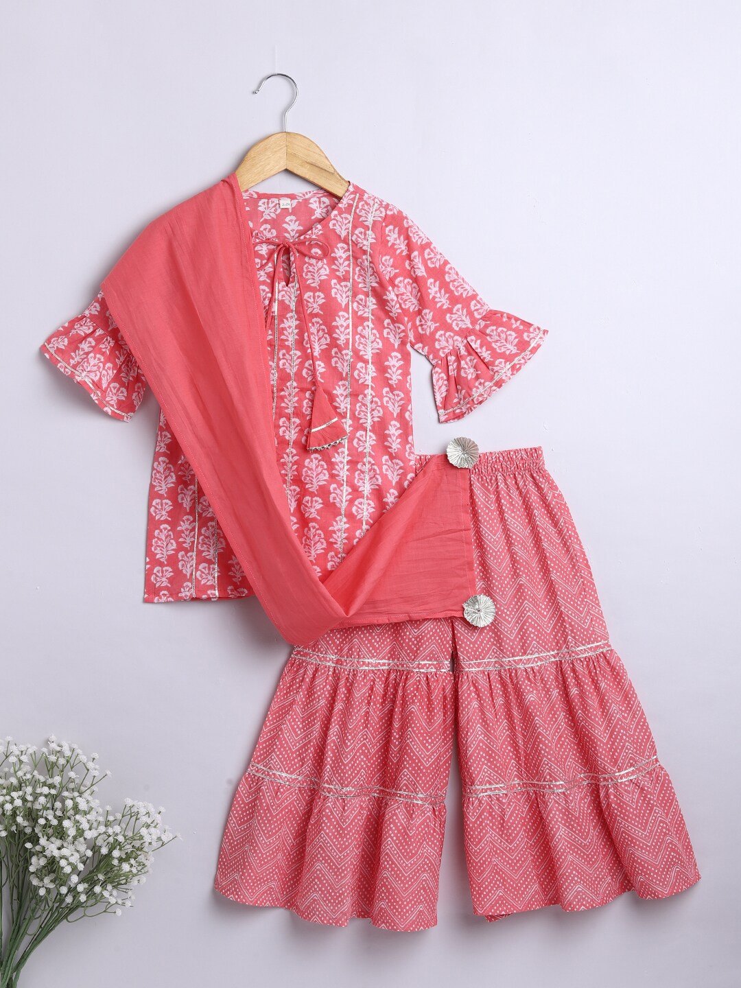 

The Magic Wand Girls Ethnic Motifs Pure Cotton Kurta with Sharara & Dupatta, Peach