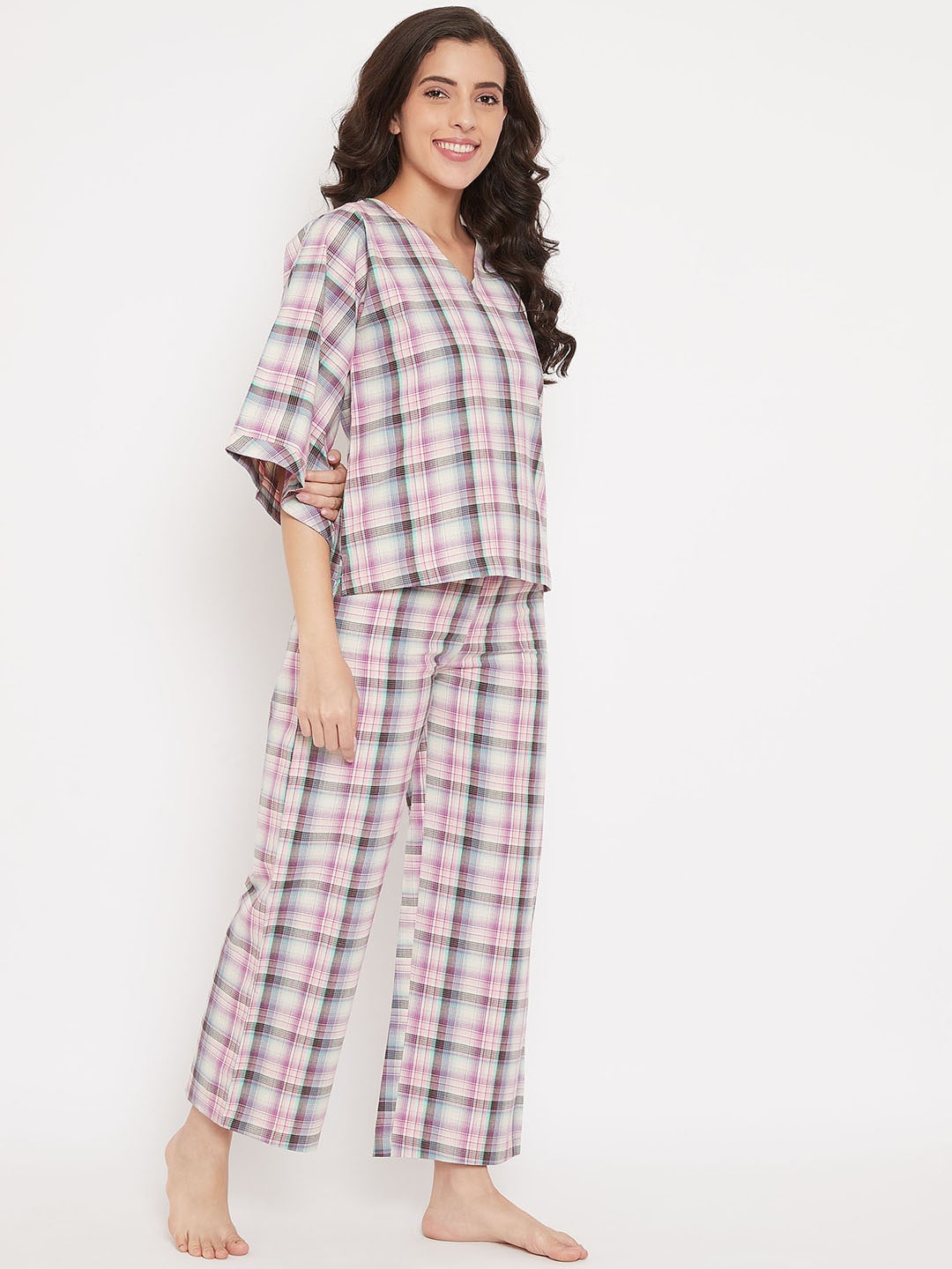 

The Kaftan Company Women Checked Pure Cotton Night suit, Off white