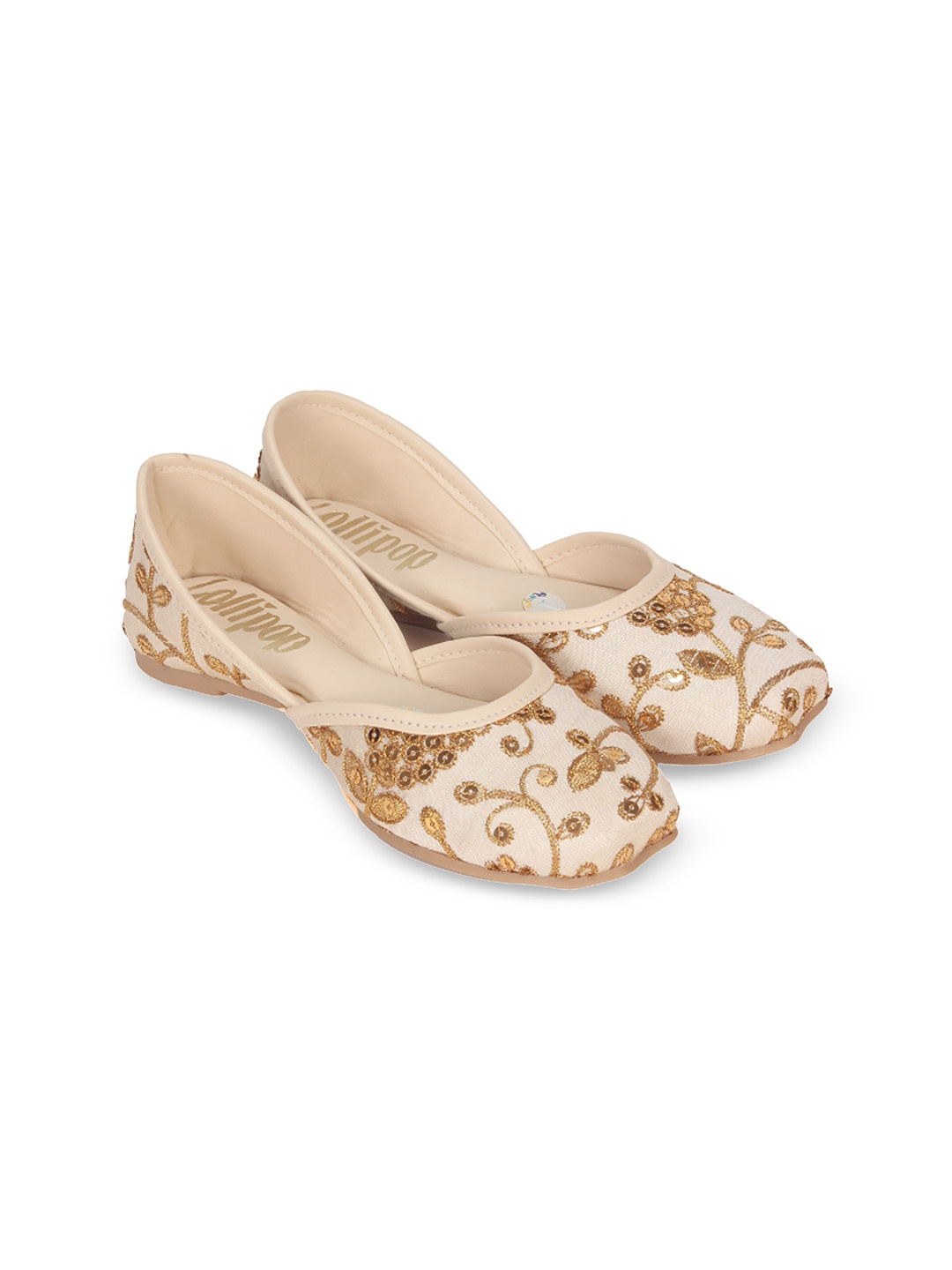 

Lil Lollipop Girls Embroidered Ethnic Mojaris, Cream