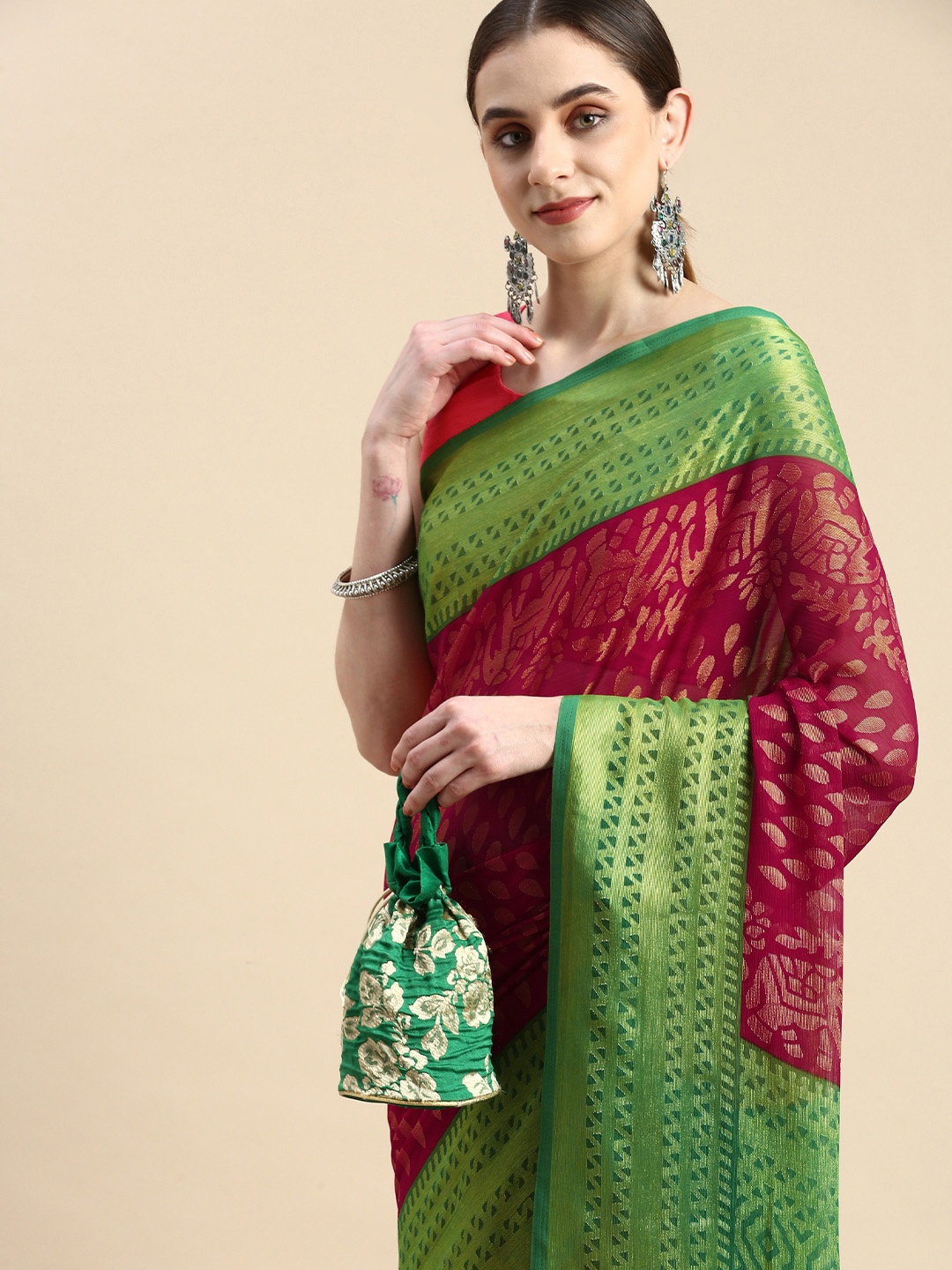 

Winza Designer Woven Design Ethnic Motifs Zari Brasso Banarasi Saree, Pink