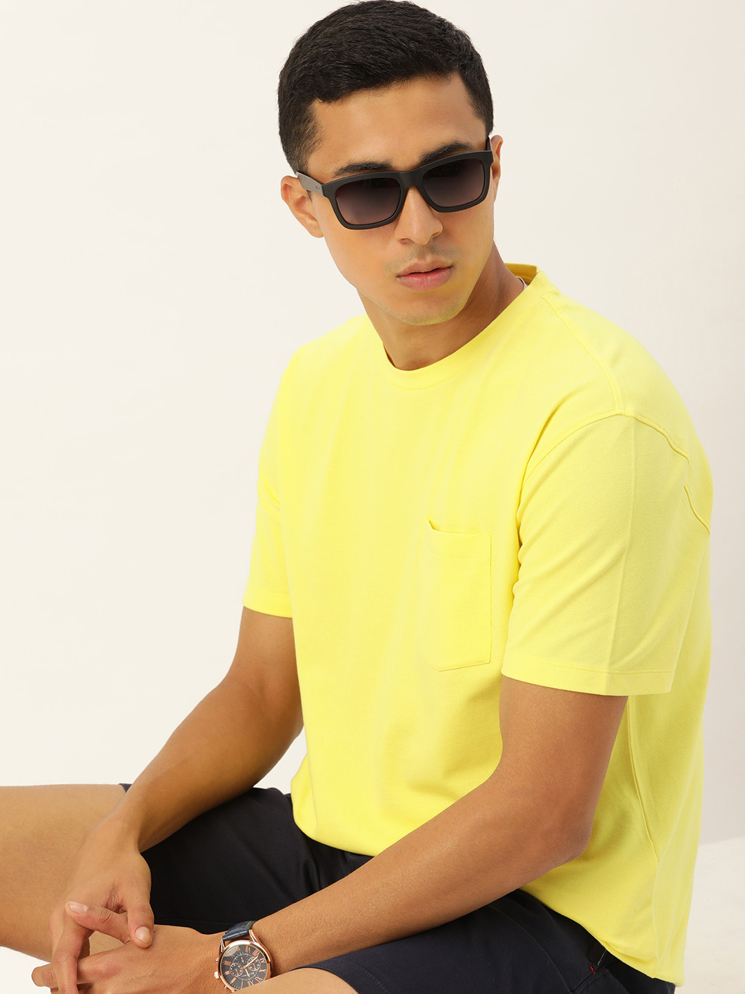 

Kook N Keech Men Solid Relaxed Fit T-shirt, Yellow