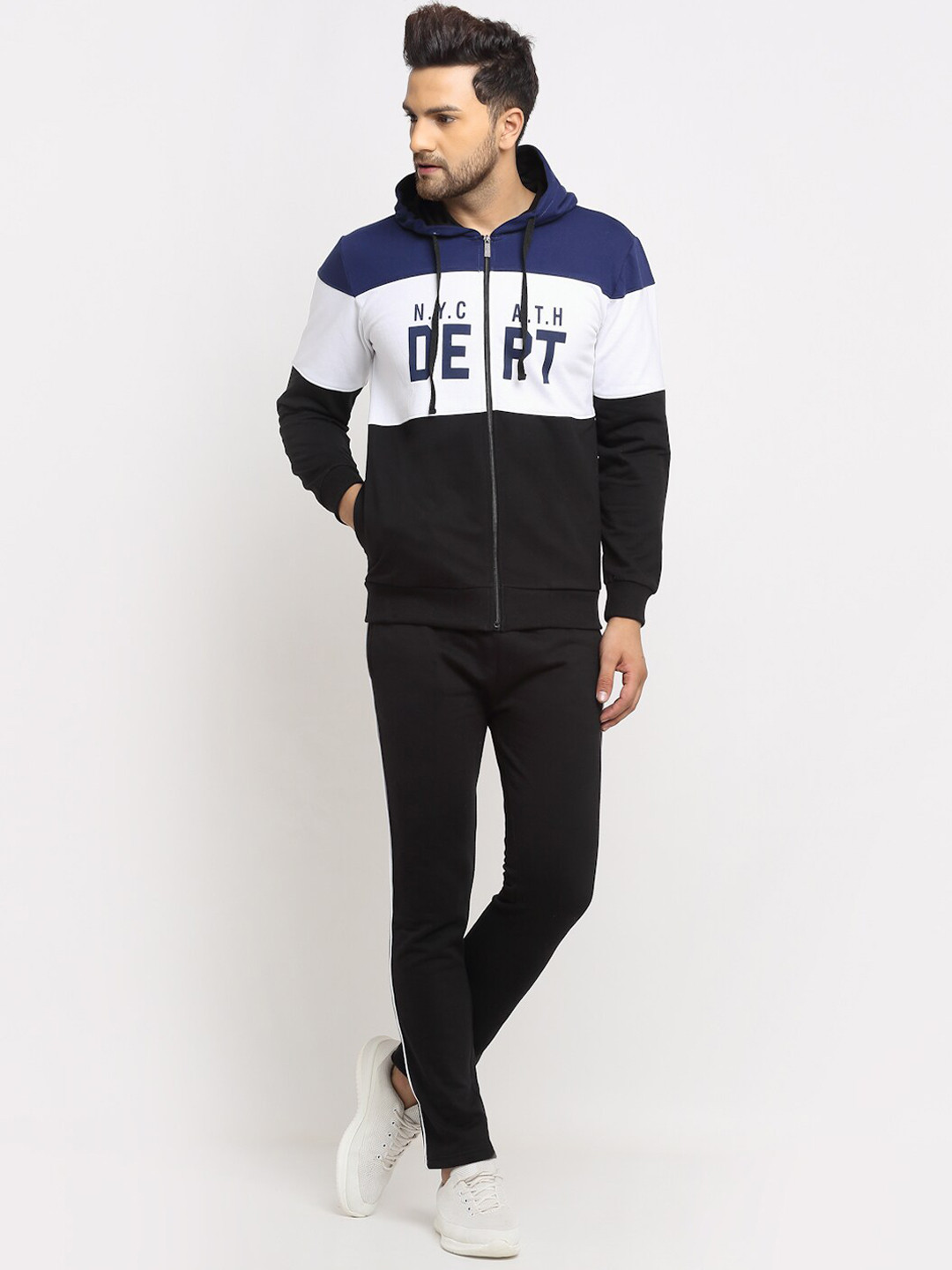 

WILD WEST Men Printed Tracksuit, Blue