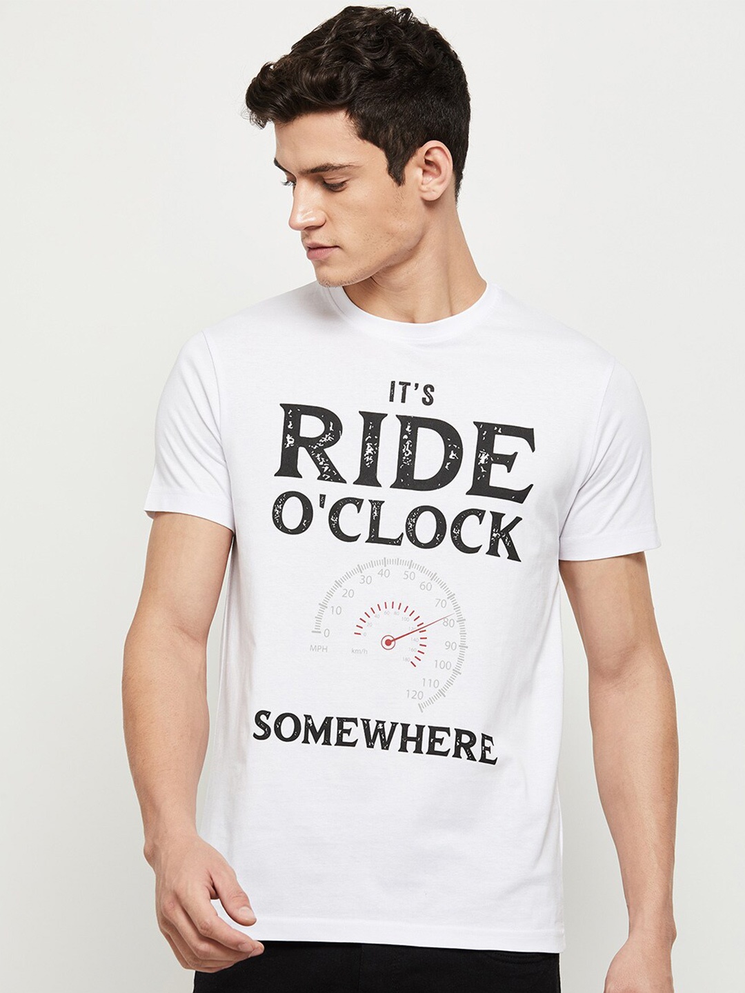 

max Men Typography Printed Cotton T-shirt, White