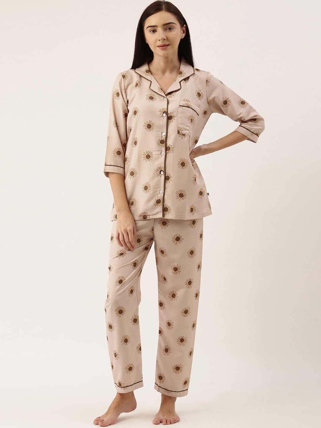 

Bannos Swagger Women Printed Nightsuit, White