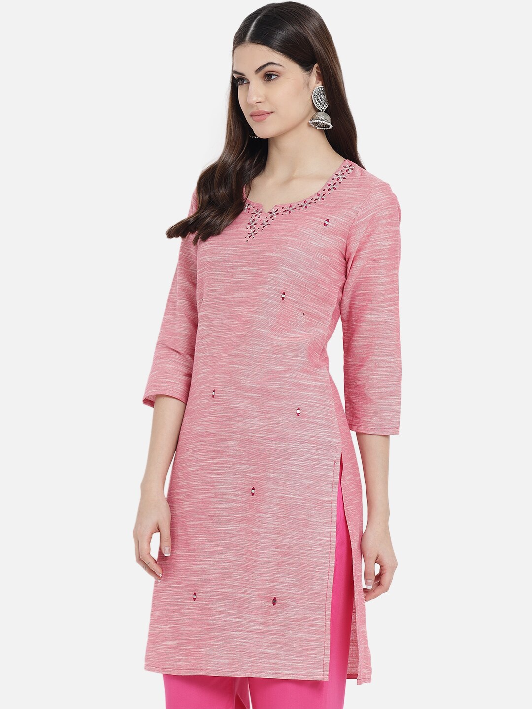 

Meeranshi Floral Thread Work Cotton Kurta, Pink