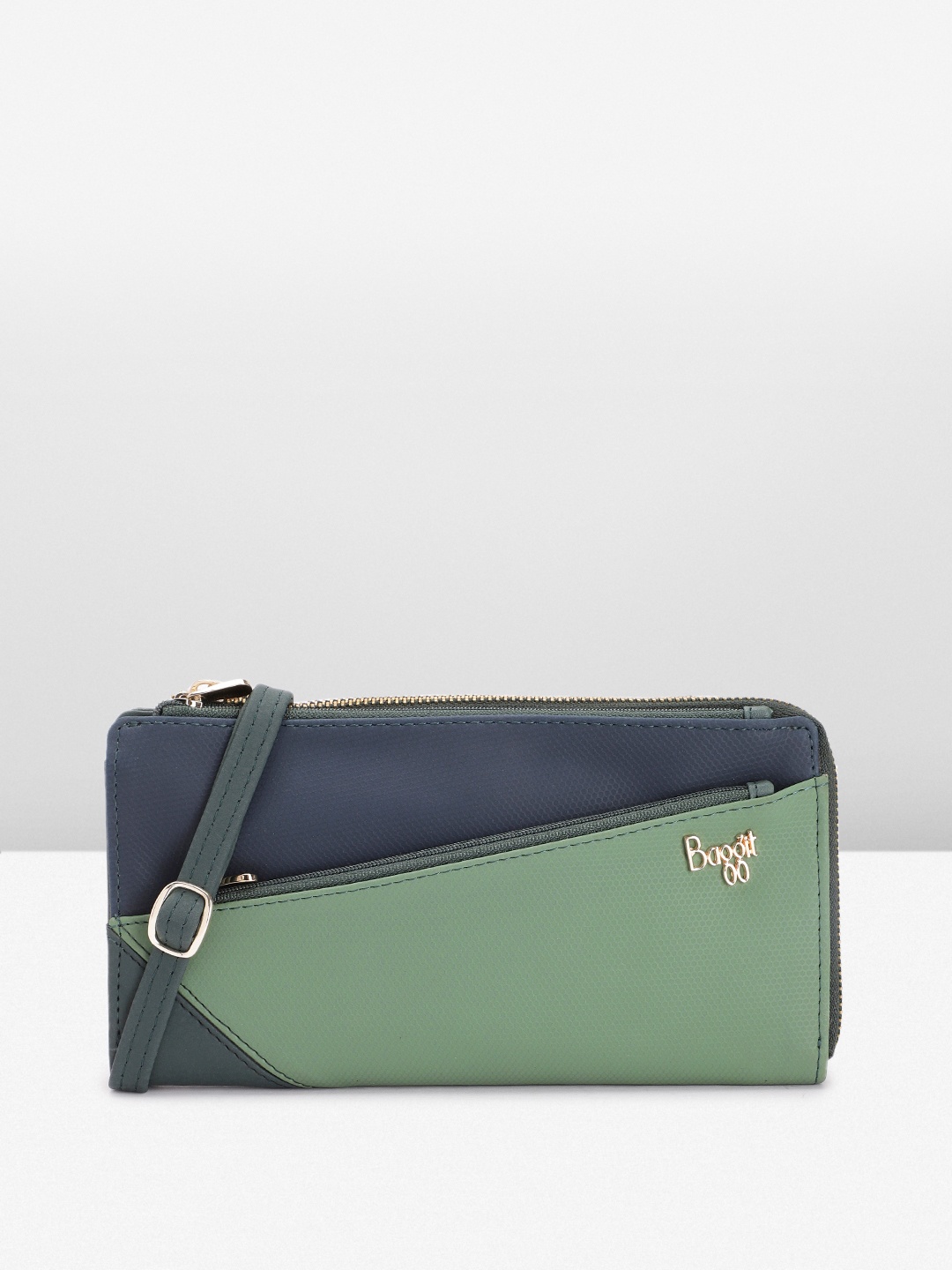 

Baggit Women Colourblocked Zip Around Wallet, Green