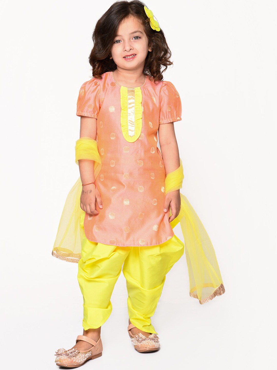 

SAKA DESIGNS Girls Ethnic Motifs Kurta with Dhoti Pants & Dupatta, Peach