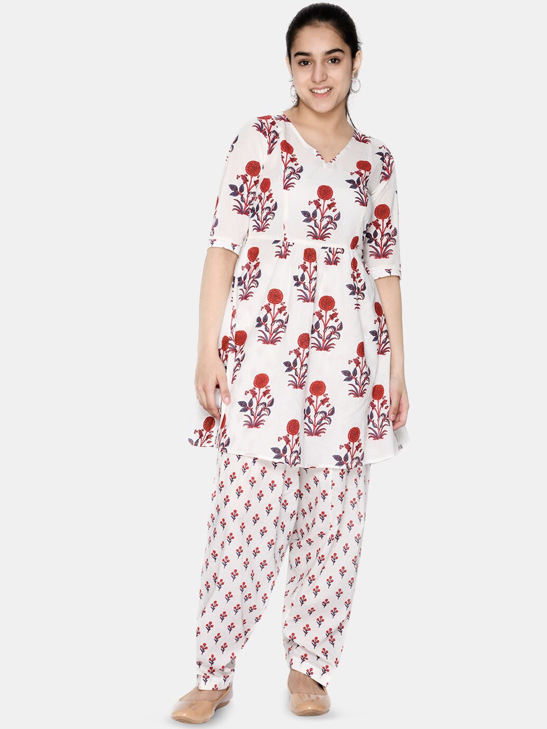 

SAKA DESIGNS Girls Floral Printed Pure Cotton Kurti With Salwar, White