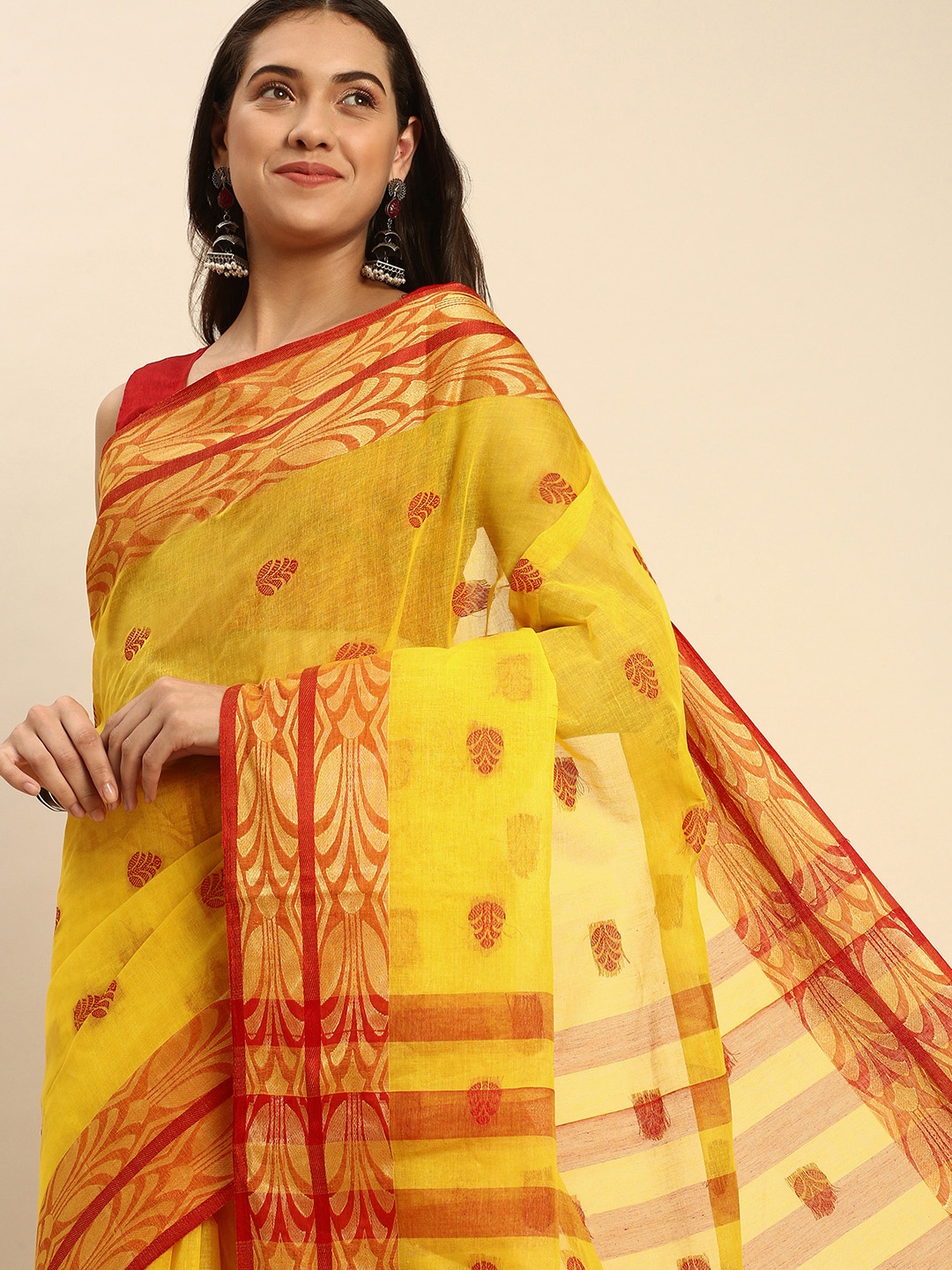 

DESH BIDESH Woven Design Pure Cotton Taant Saree, Yellow