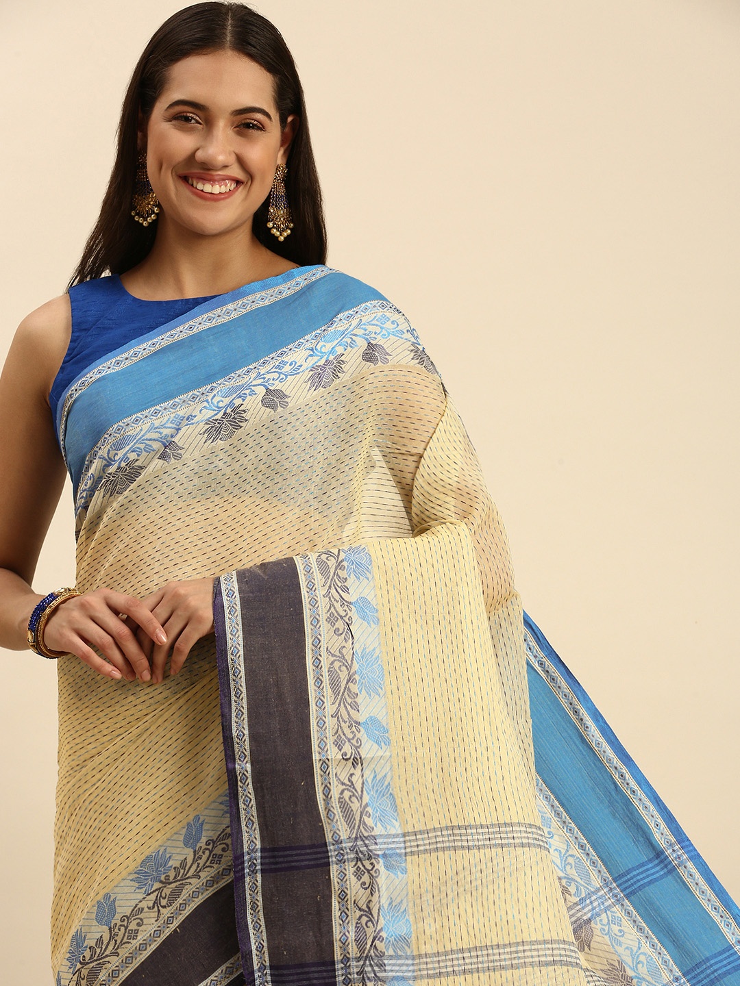 

DESH BIDESH Woven Design Pure Cotton Taant Saree, Off white