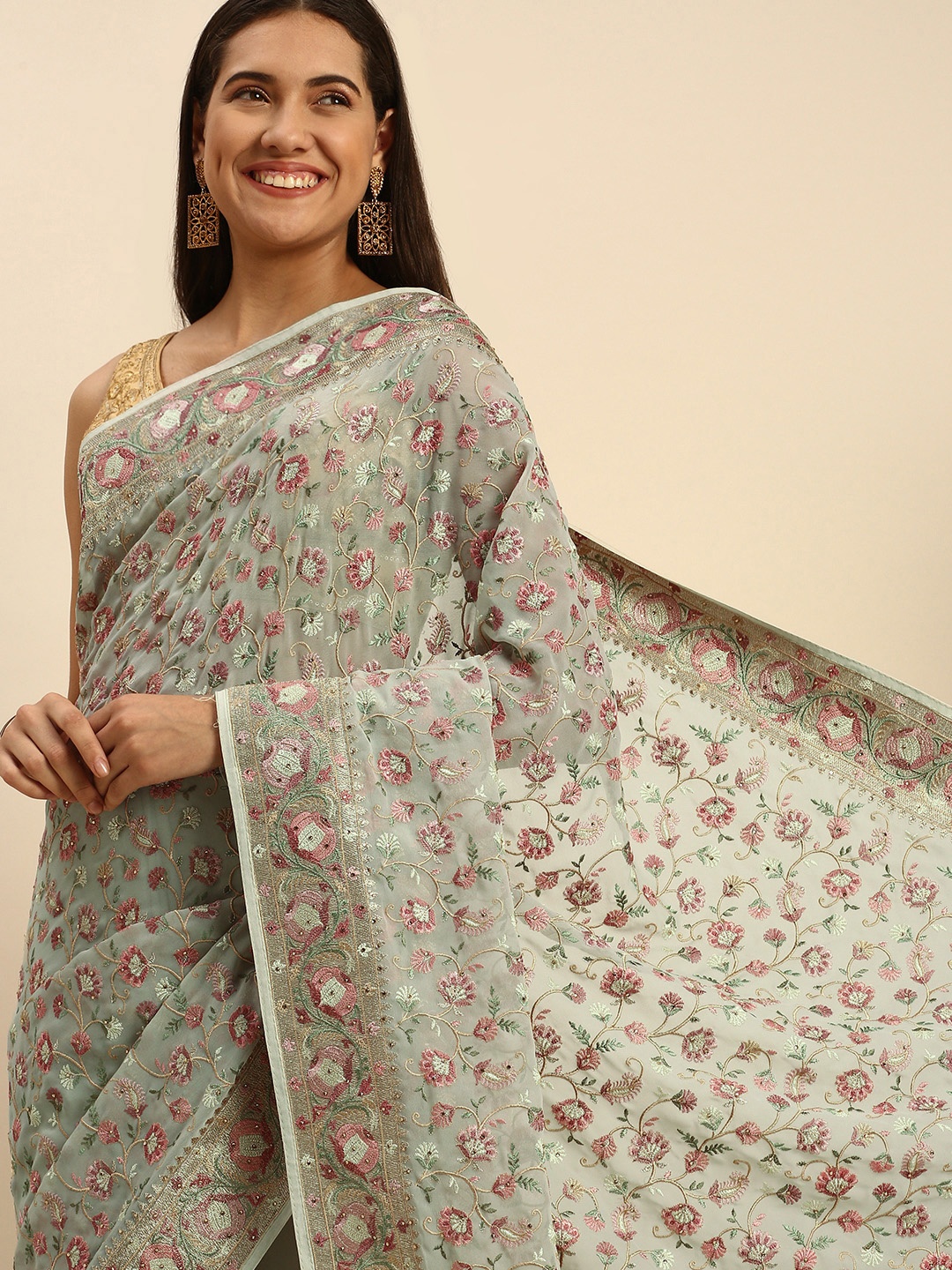 

MOHEY Georgette Floral Embroidered Zari Saree, Green