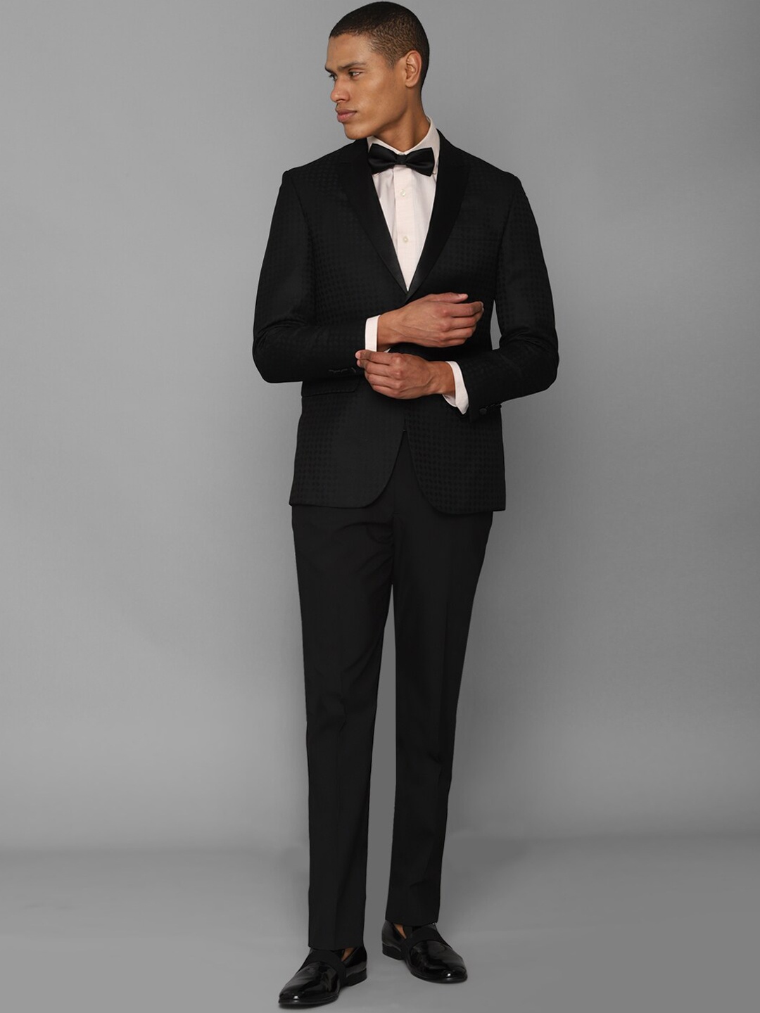 

Allen Solly Men Single-Breasted 2-Piece Suit, Black