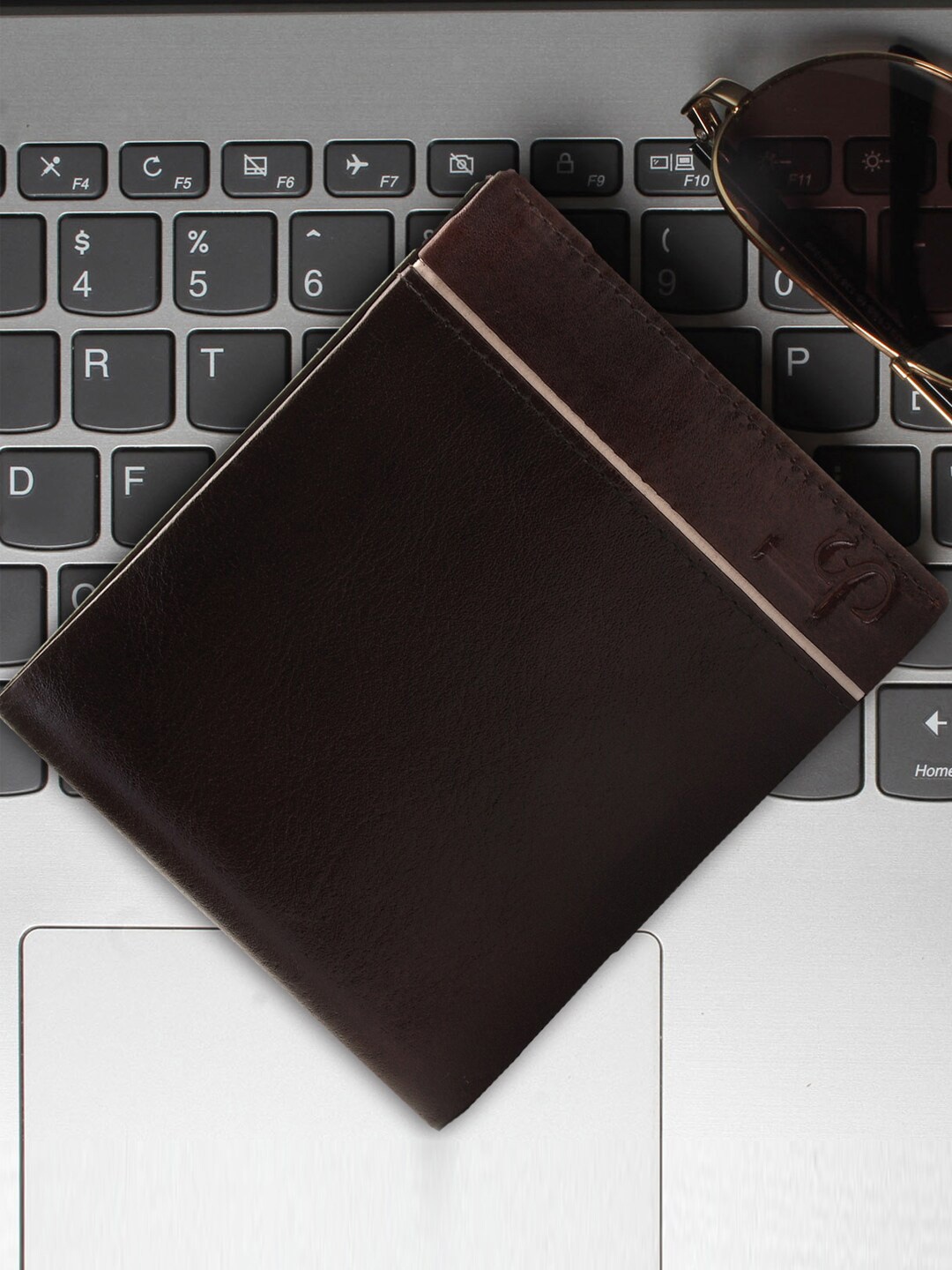 

LOUIS STITCH Men Textured Leather Two Fold Wallet, Brown