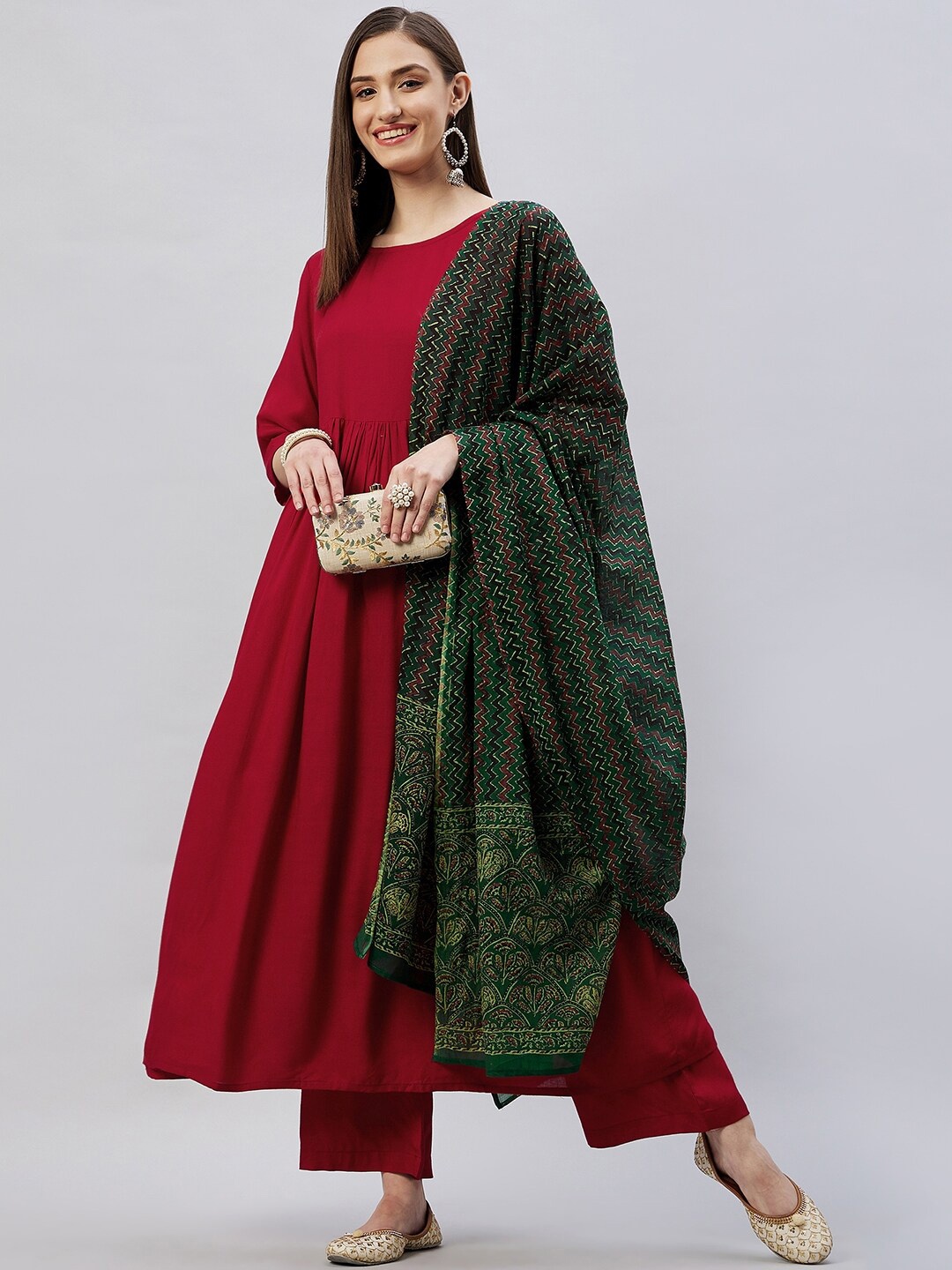 

InWeave Women Pleated Kurta with Trousers & With Dupatta, Maroon