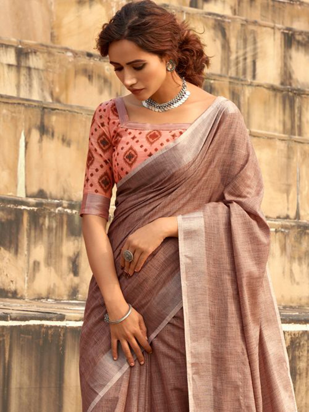 

KARAGIRI Zari Linen Blend Saree, Brown