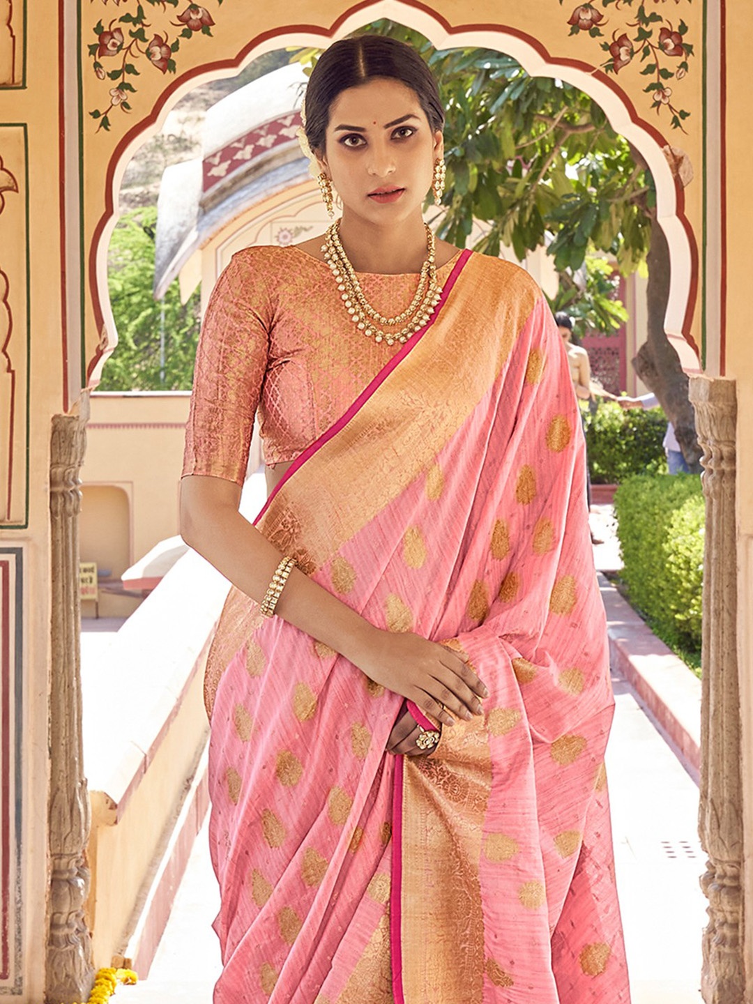 

KARAGIRI Ethnic Motifs Zari Silk Blend Mysore Silk Saree, Pink
