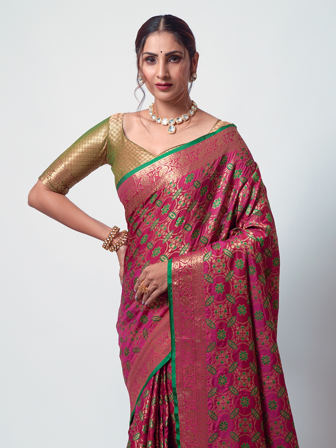 

KARAGIRI Floral Zari Silk Blend Patola Saree, Pink