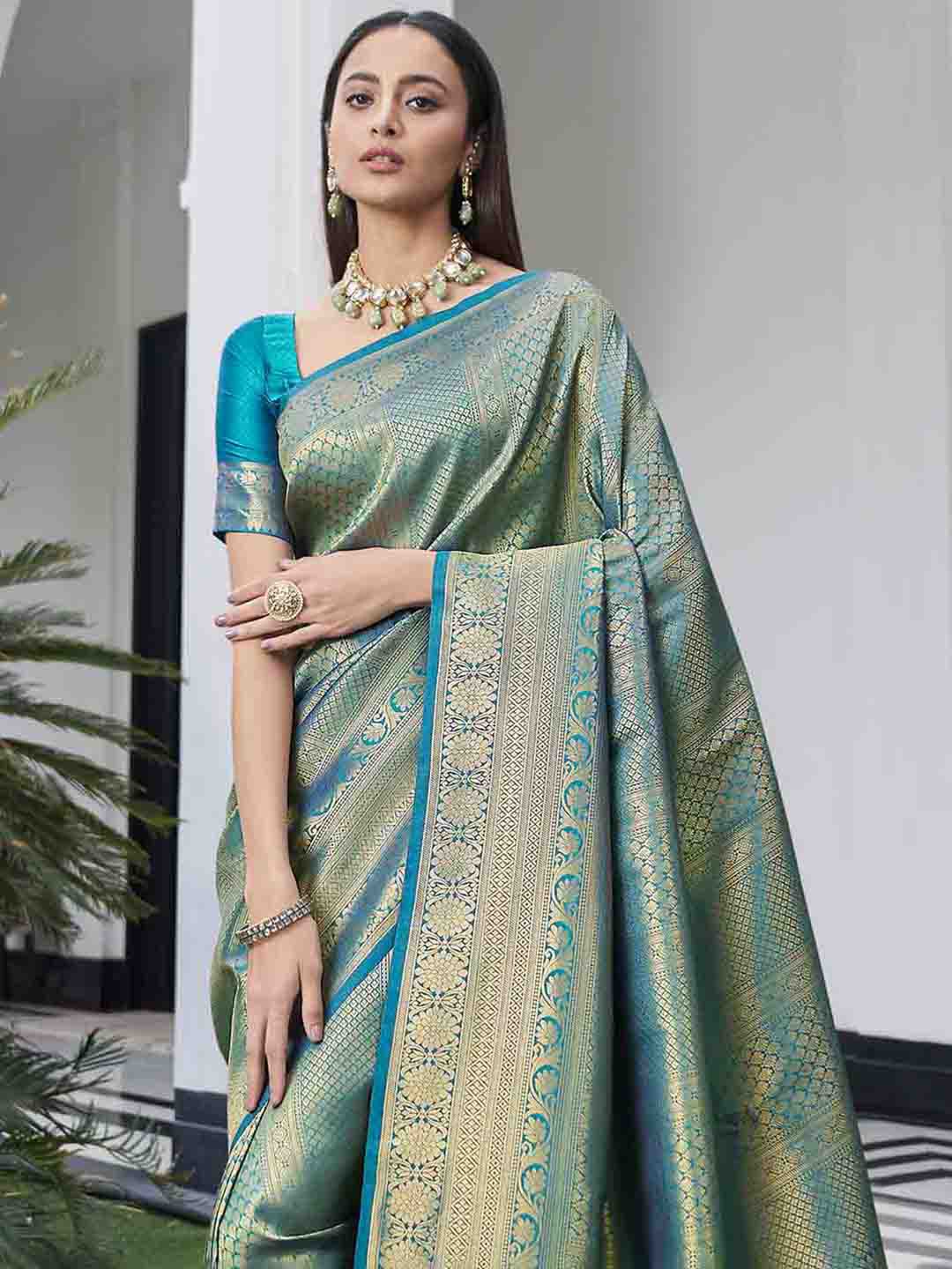 

KARAGIRI Ethnic Motifs Zari Silk Blend Kanjeevaram Saree, Blue