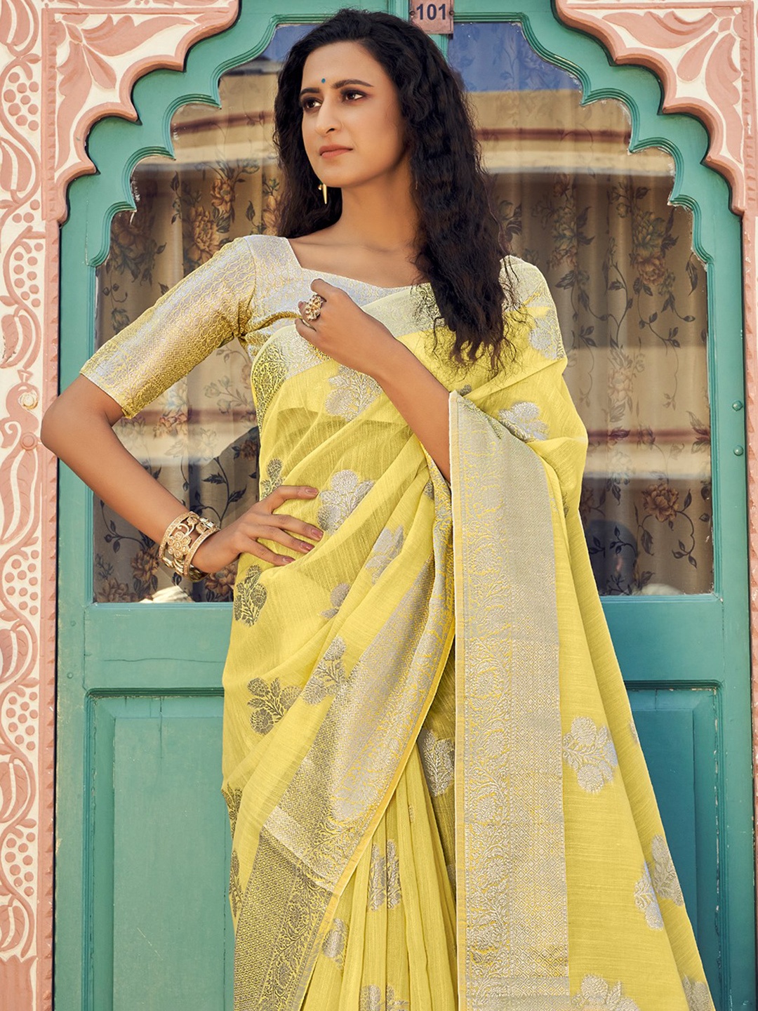 

KARAGIRI Floral Organza Mysore Silk Saree, Green