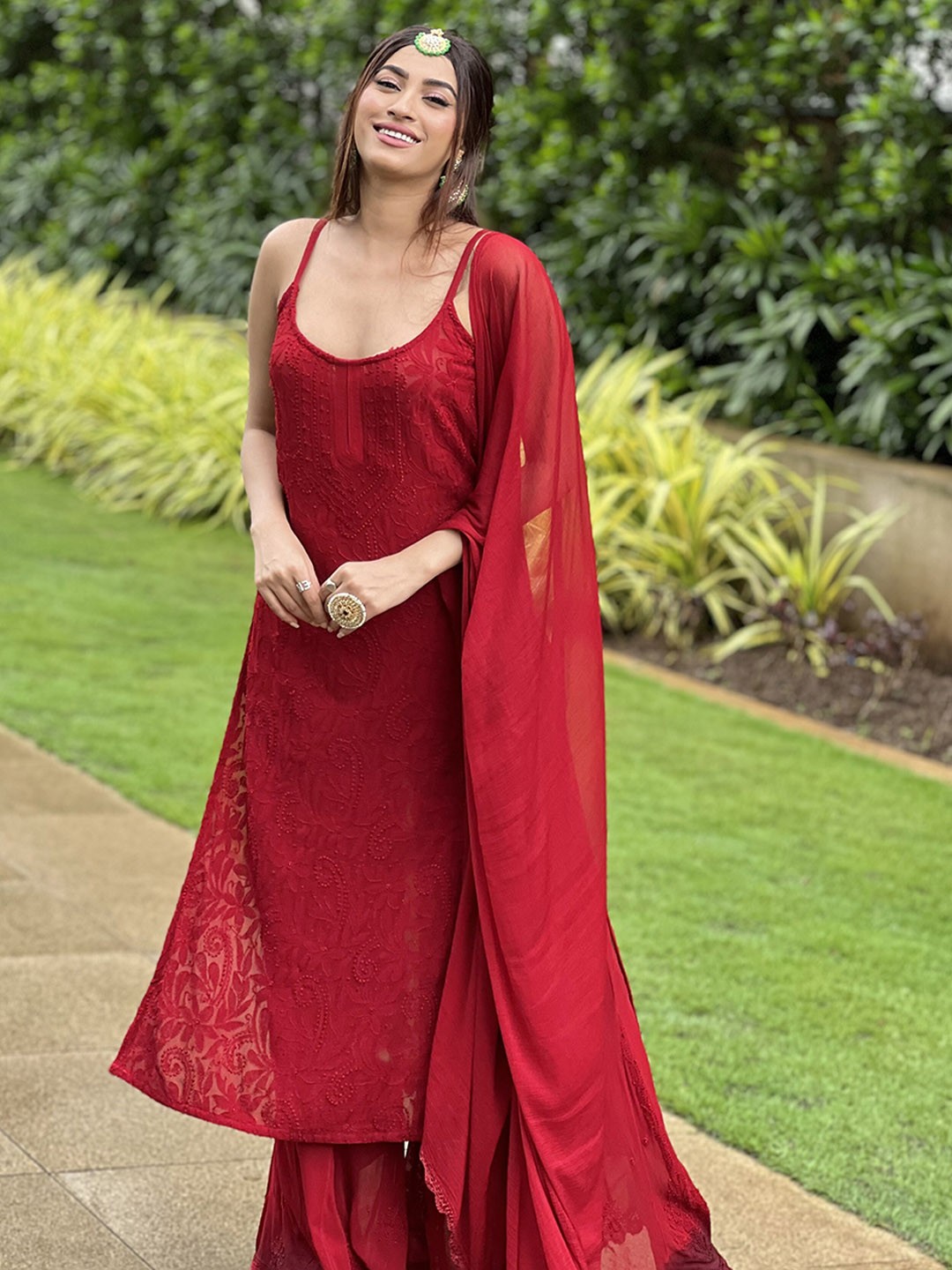 

LABEL AISHWARYRIKA Beads and Stones Silk Georgette Kurta with Palazzos, Red