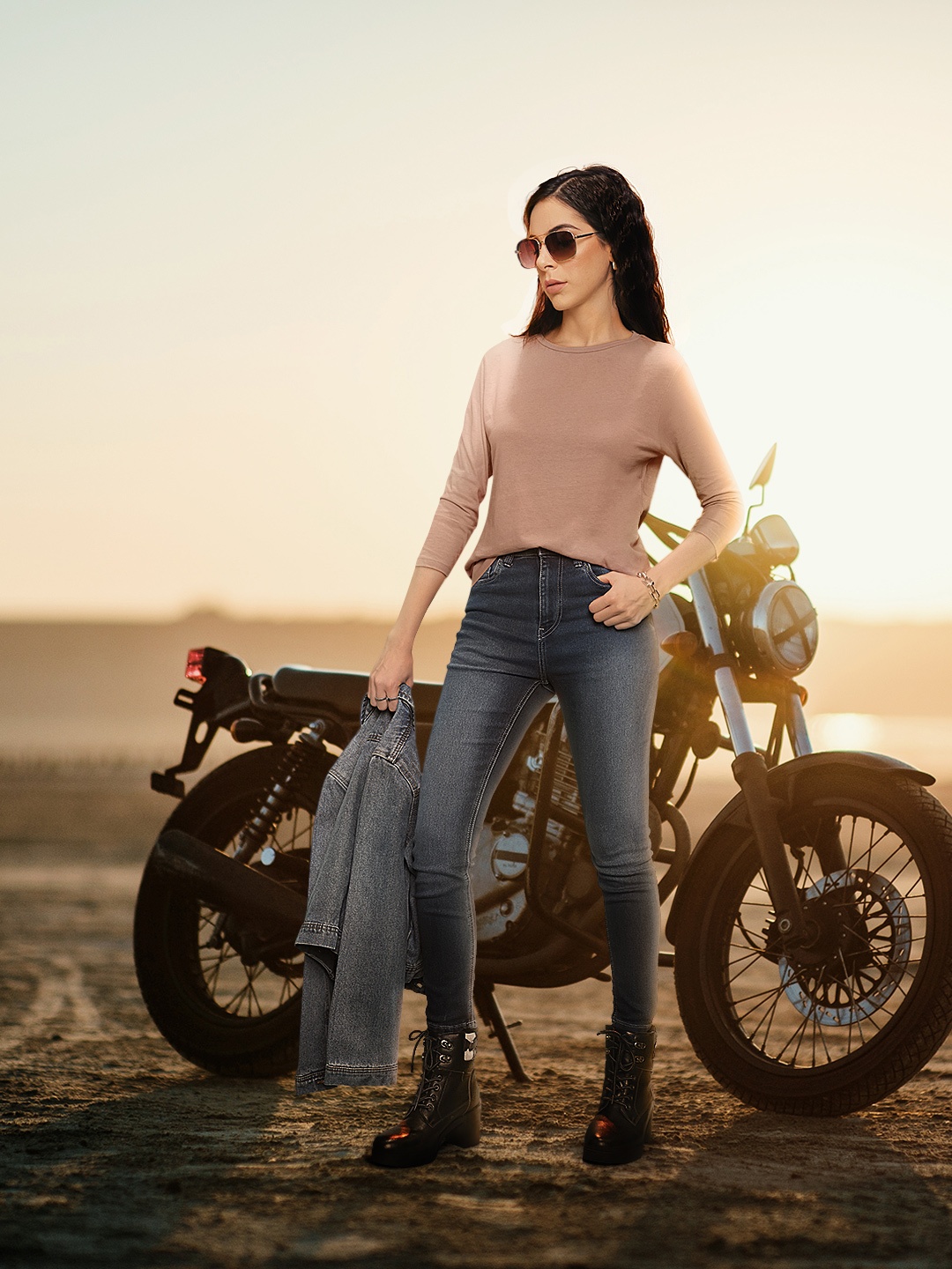 

Roadster Women Taupe Solid Round Neck T-shirt