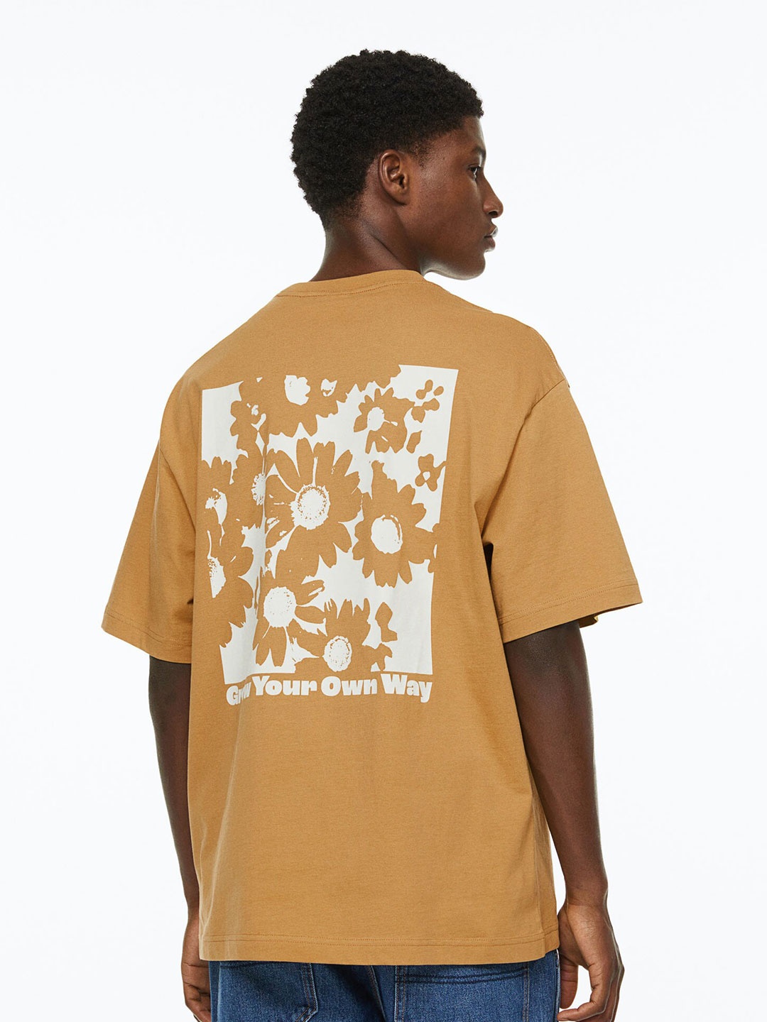

H&M Men Relaxed Fit Printed T-shirt, Beige