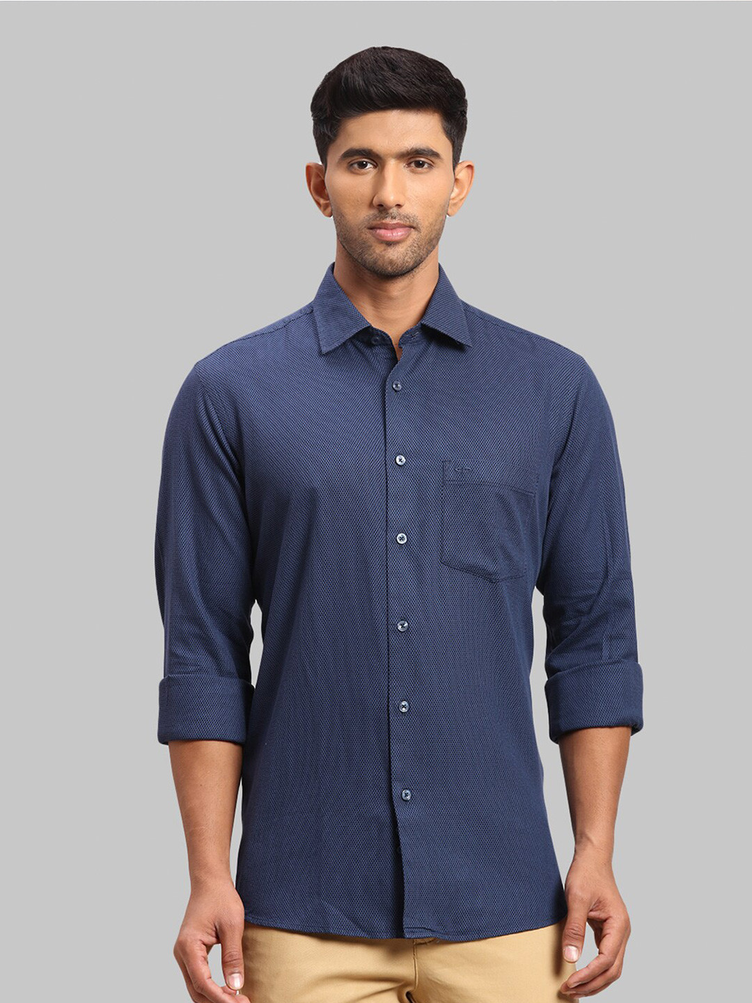

ColorPlus Men Checked Cotton Tailored Fit Casual Shirt, Blue