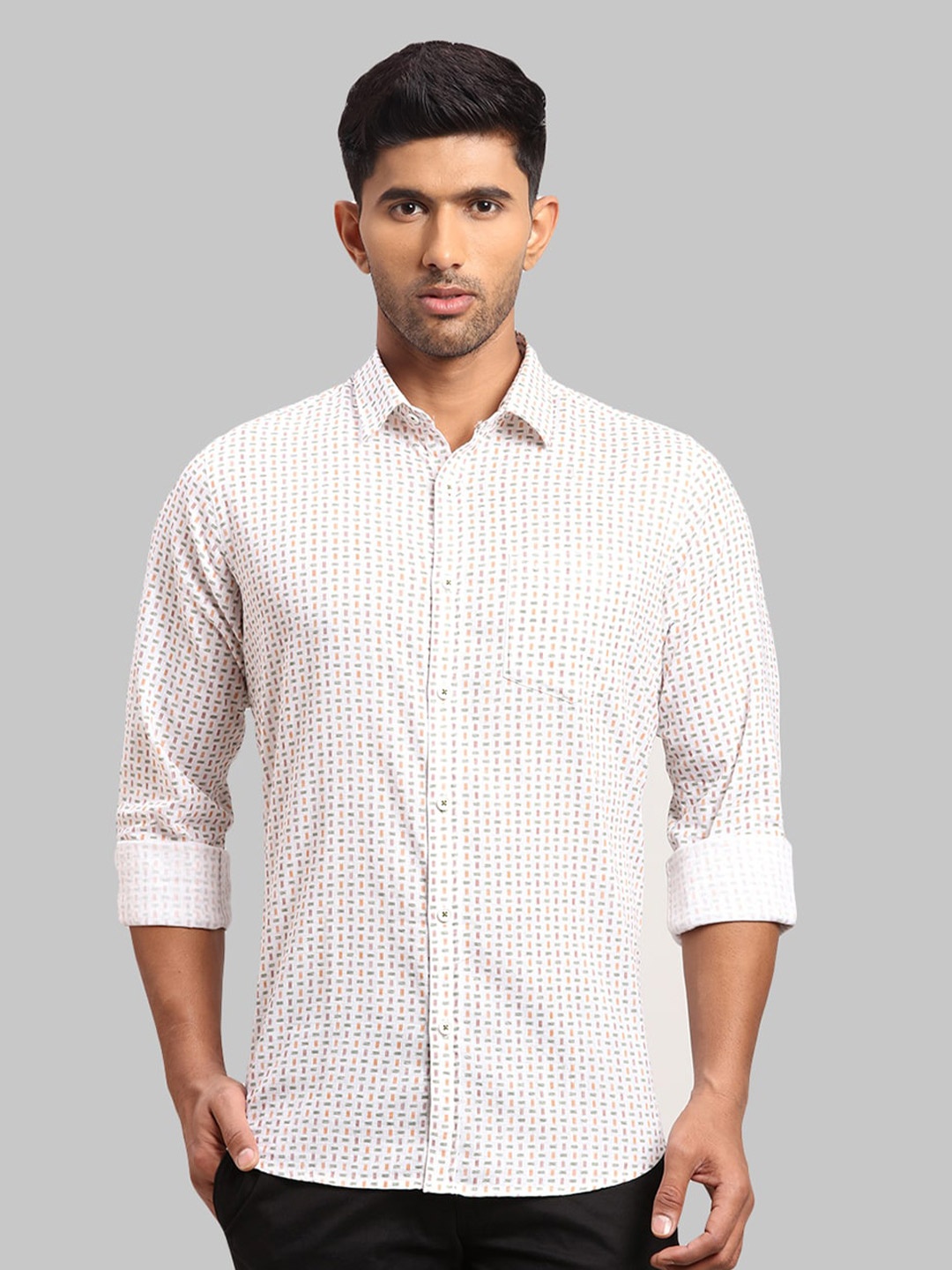

ColorPlus Men Printed Cotton Casual Shirt, White