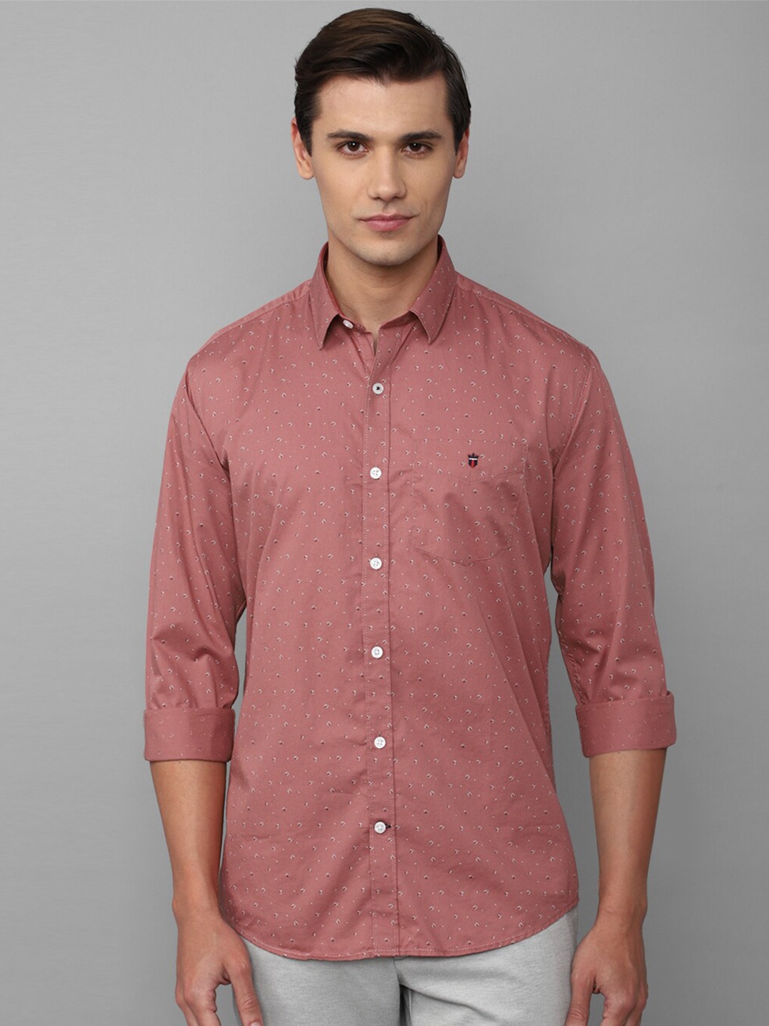 

Louis Philippe Sport Men Pure Cotton Slim Fit Printed Casual Shirt, Pink