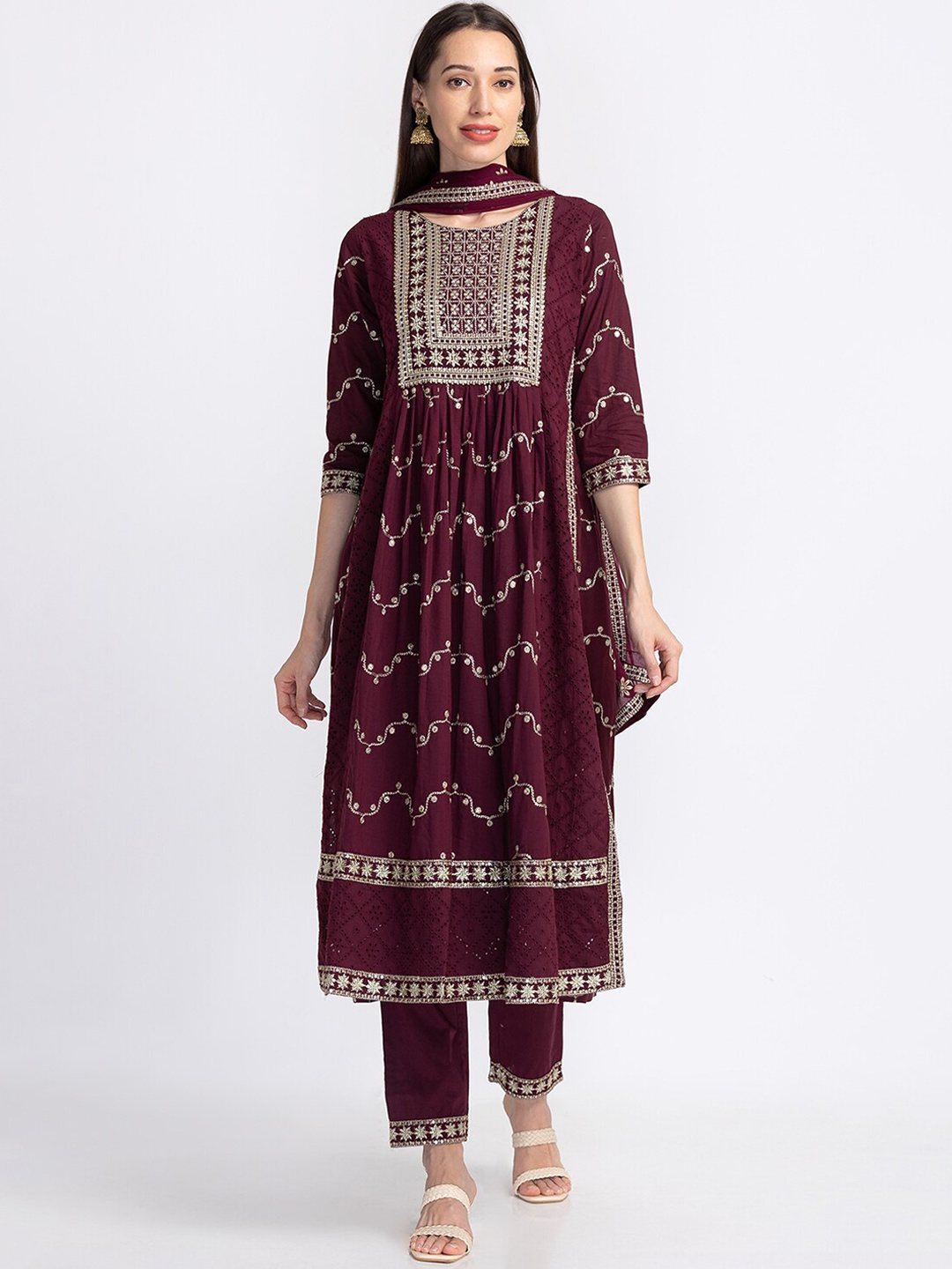 

Neerus Floral Embroidered Sequinned Kurta with Trousers & Dupatta, Maroon