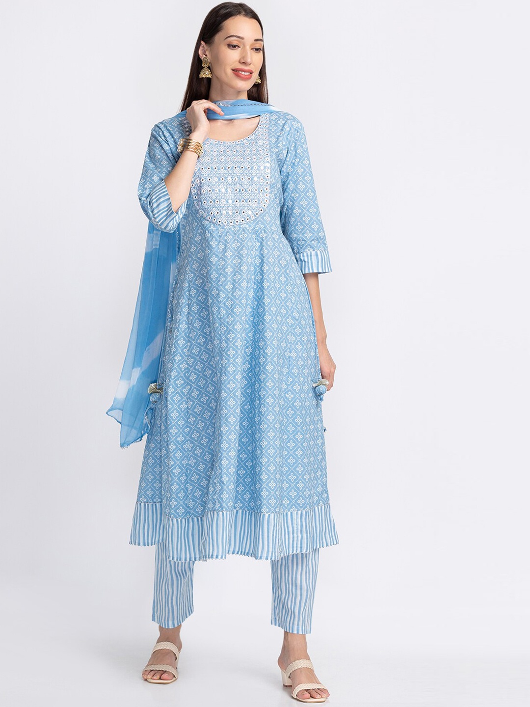 

Neerus Ethnic Motifs Embroidered Kurta with Trousers & Dupatta, Blue