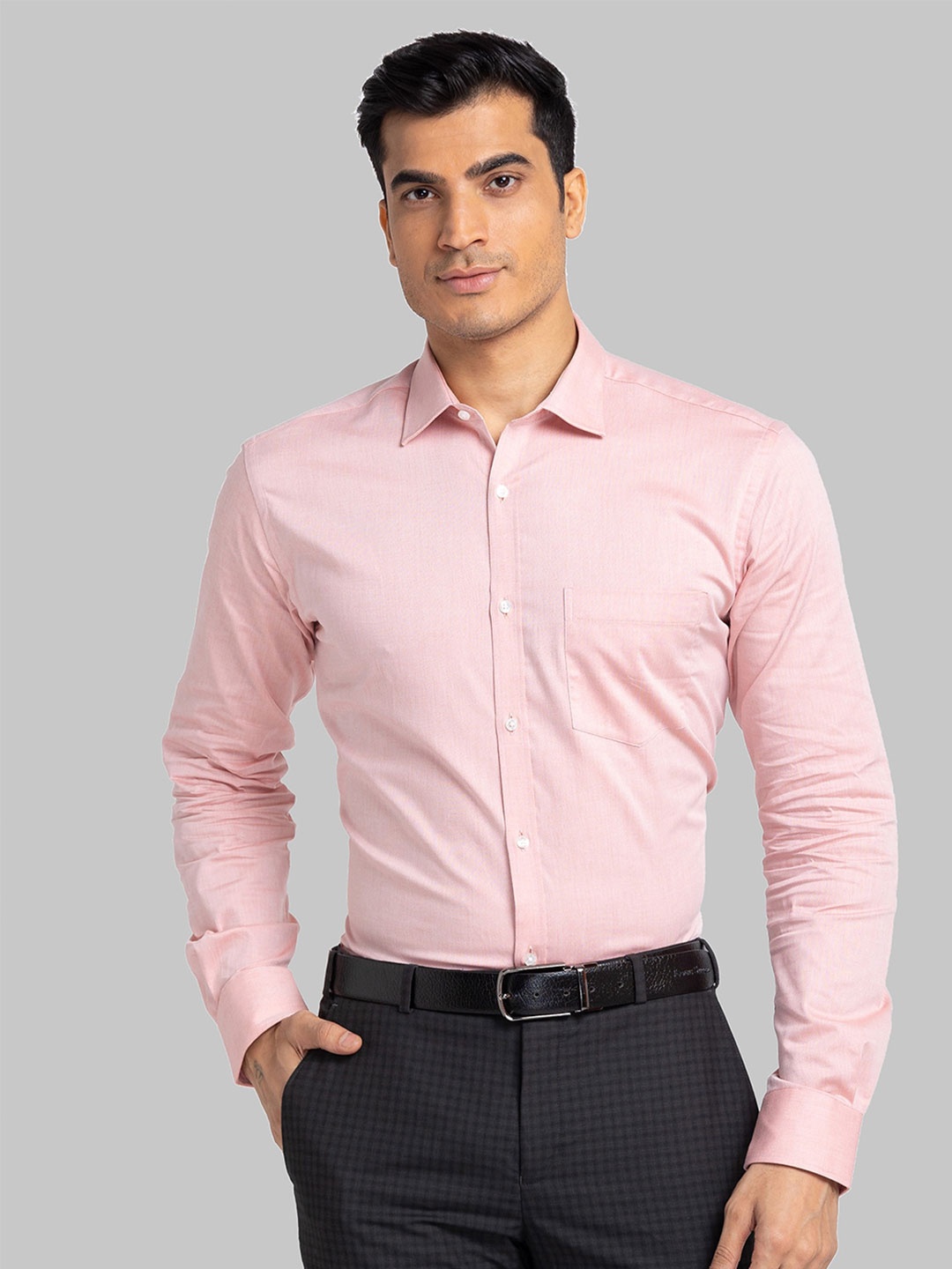 

Park Avenue Men Cotton Solid Slim Fit Formal Shirt, Peach