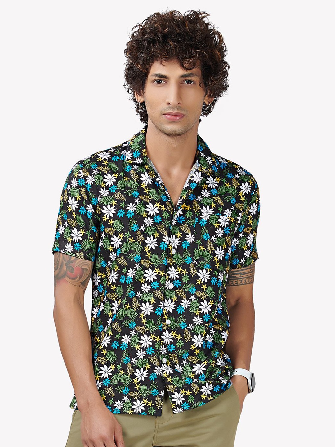 

VASTRADO Men Comfort Floral Printed Casual Shirt, Olive