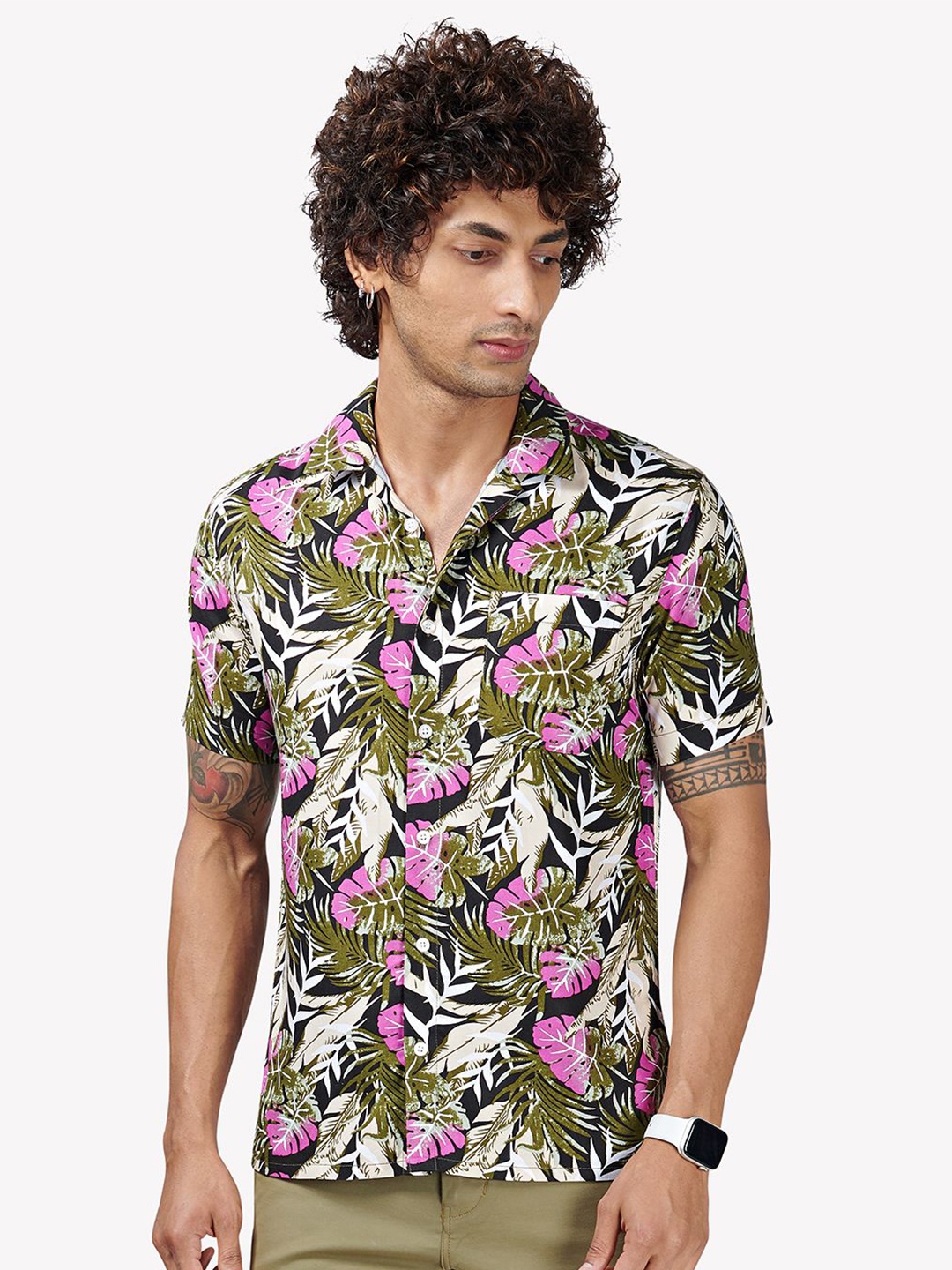 

VASTRADO Men Comfort Floral Printed Casual Shirt, Olive