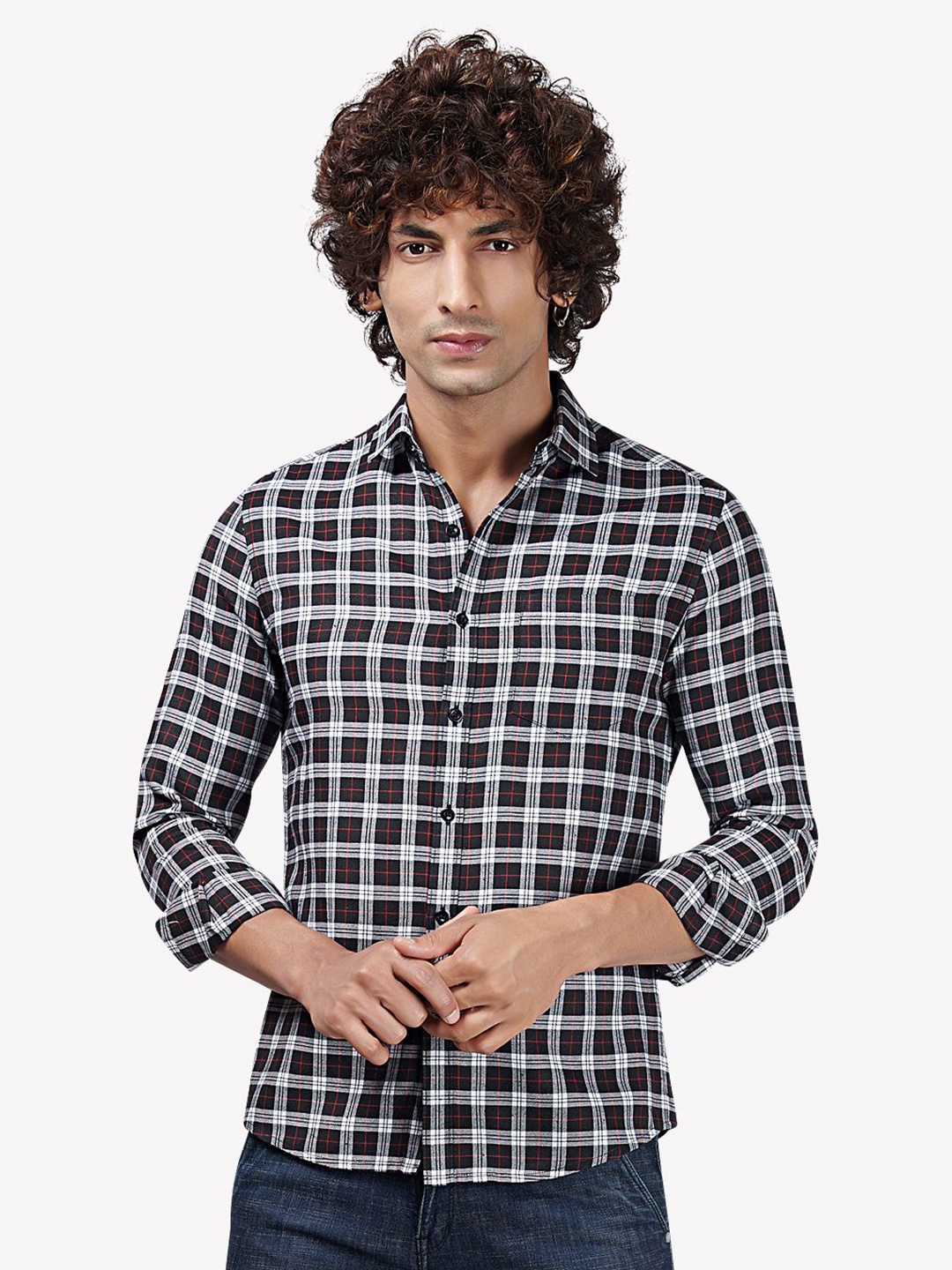 

VASTRADO Men Black Comfort Checked Casual Shirt