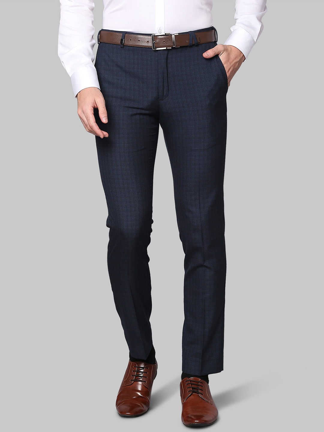 

Park Avenue Men Checked Trousers, Blue